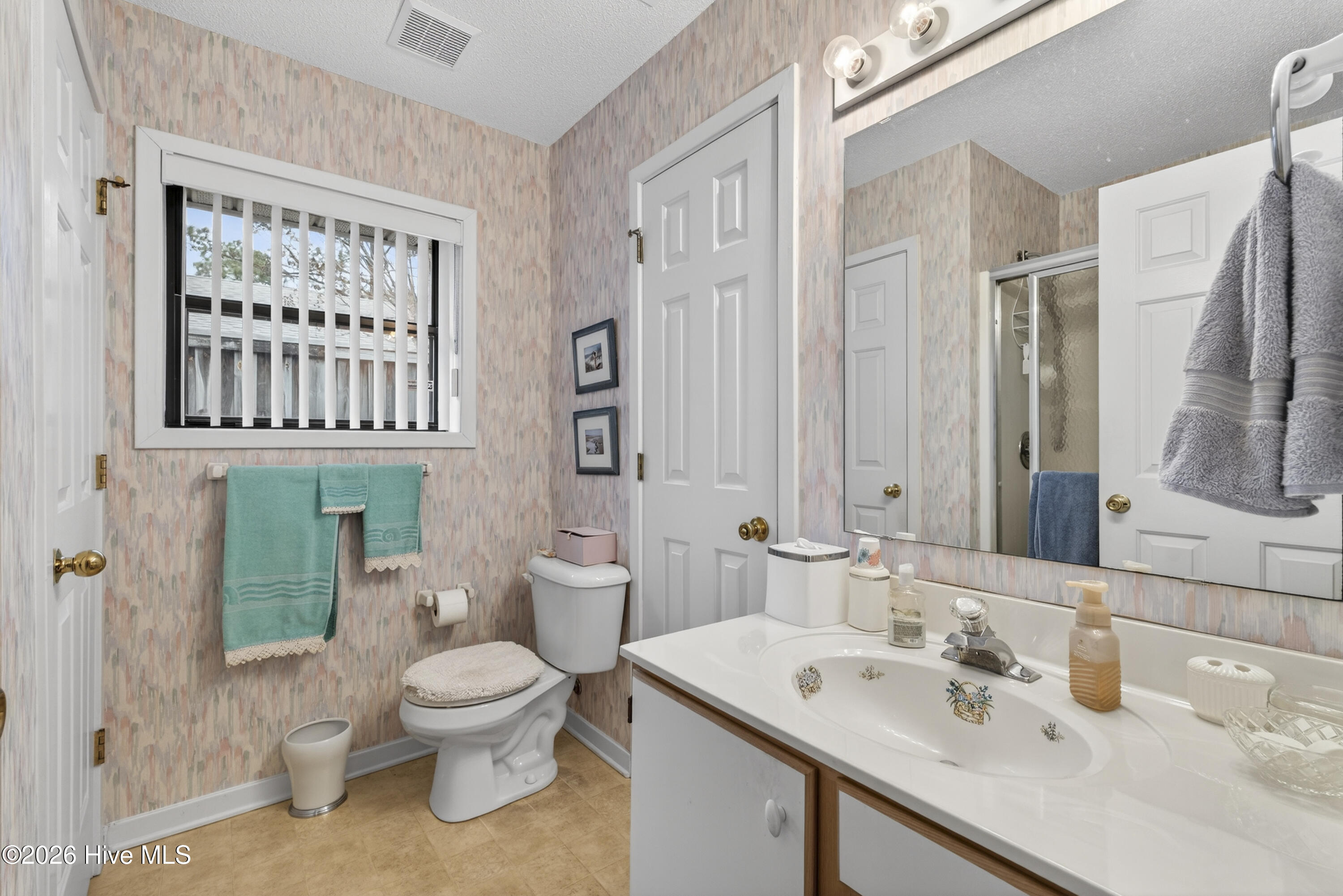 100557206 | Photo 21