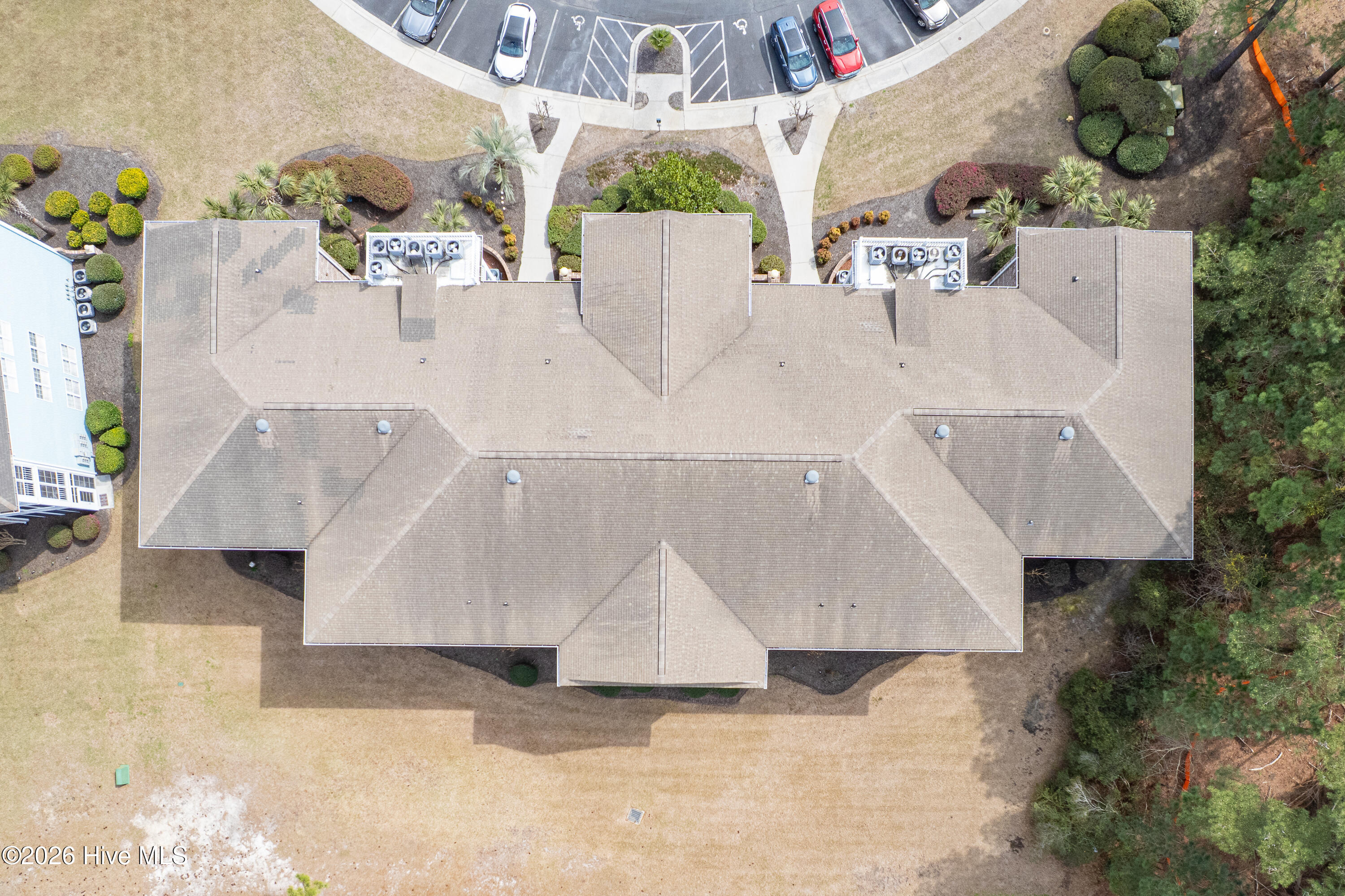 100561043 | Photo 48