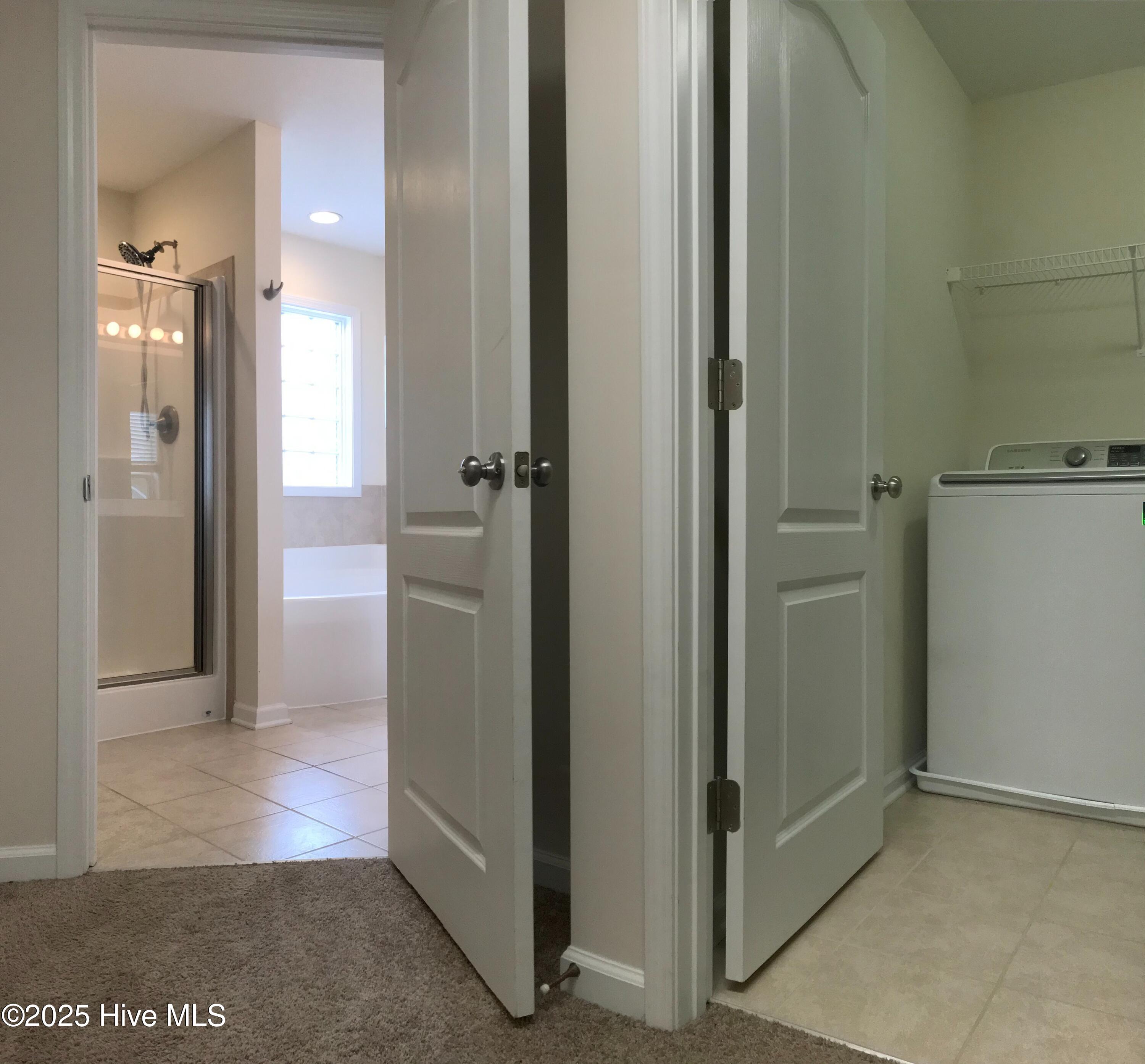 100544459 | Photo 37