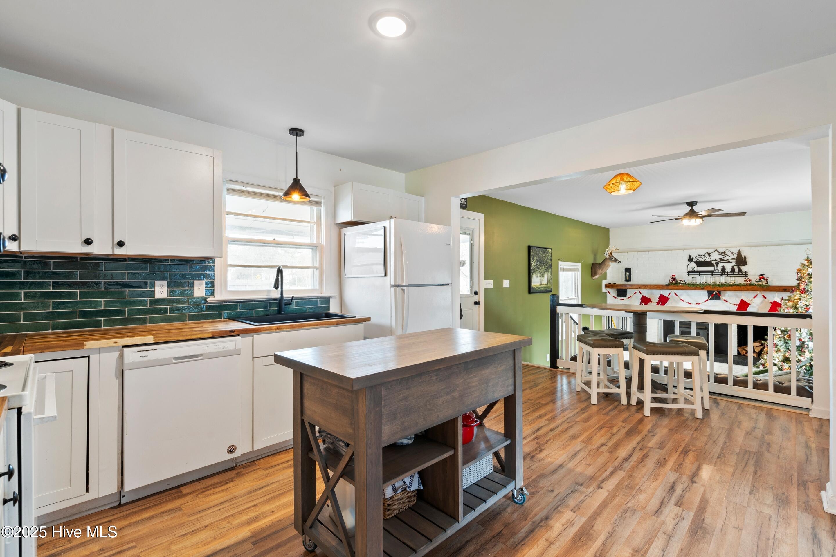 100546242 | Photo 10