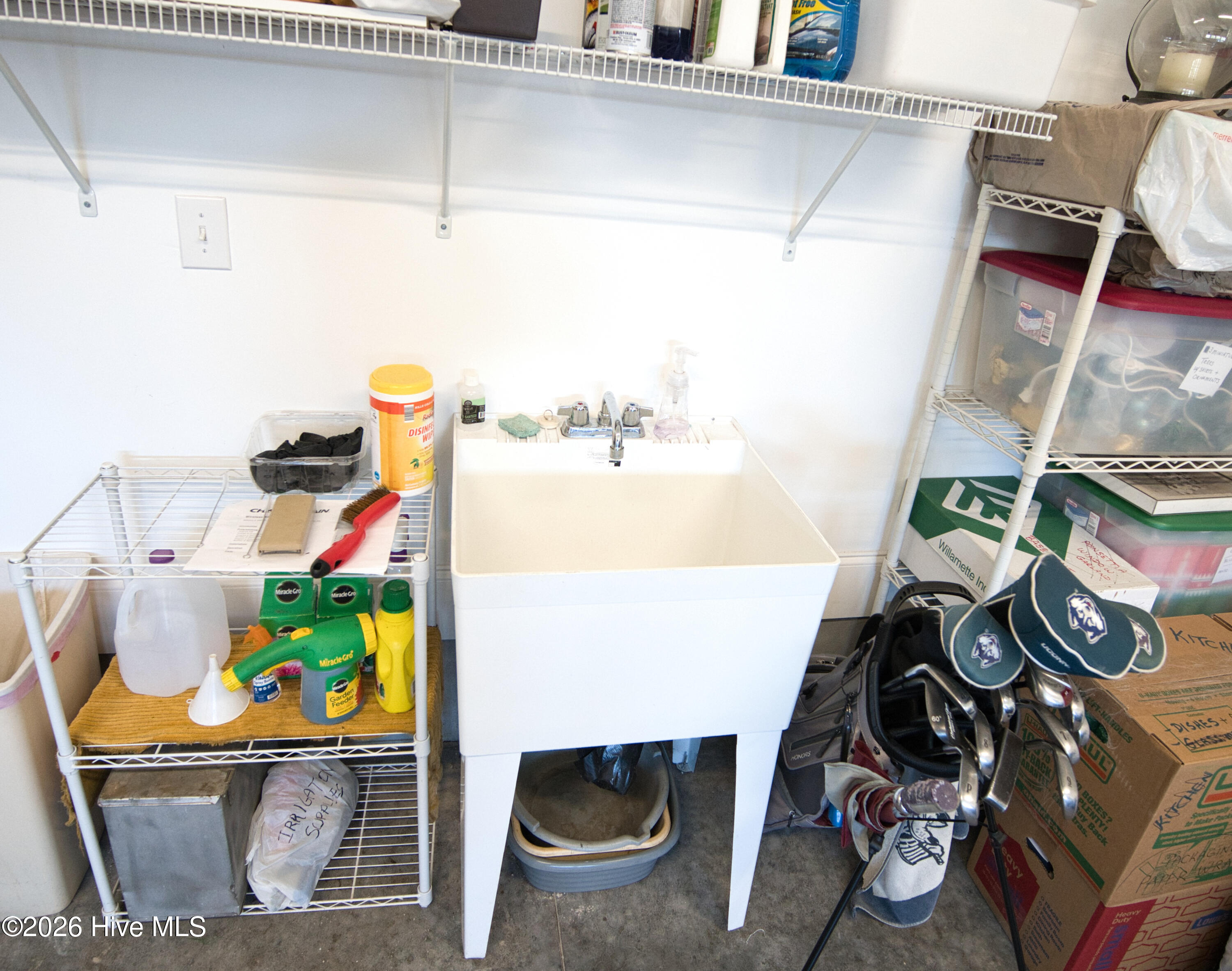 100567363 | Photo 46