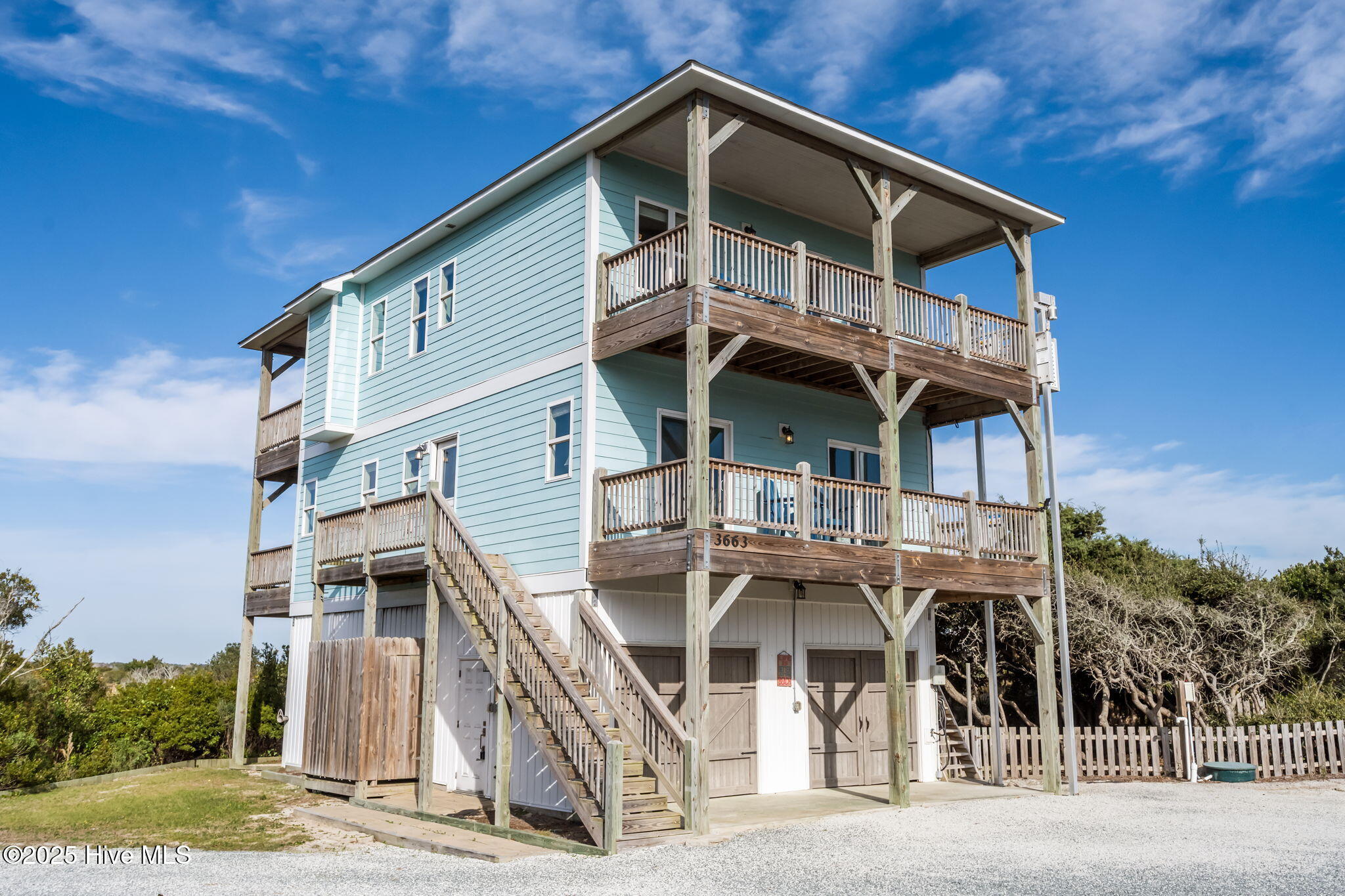 Homes for sale in North Topsail Beach, NC | 3663 Island Dr, North Topsail Beach, NC 28460 | MLS# 100534705
