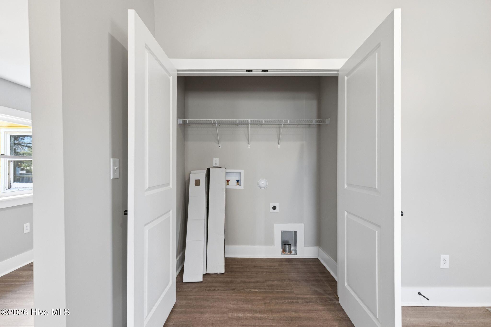 100562420 | Photo 34