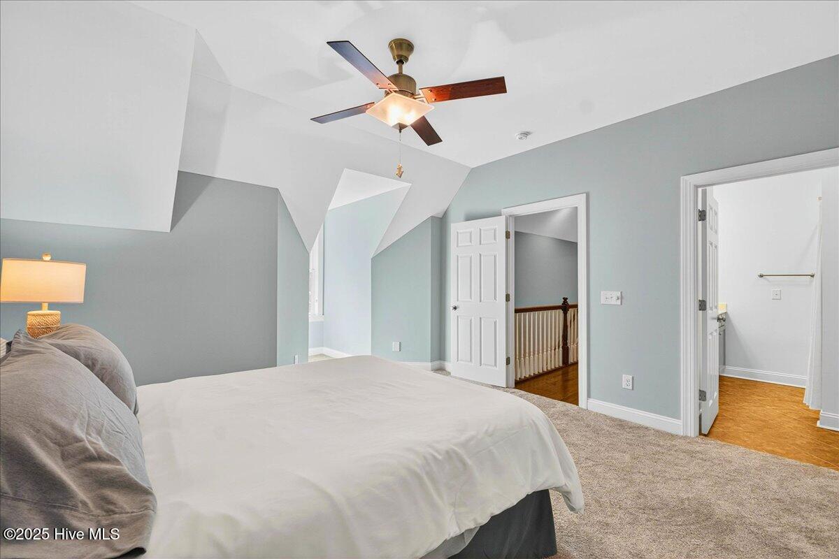 100530604 | Photo 77