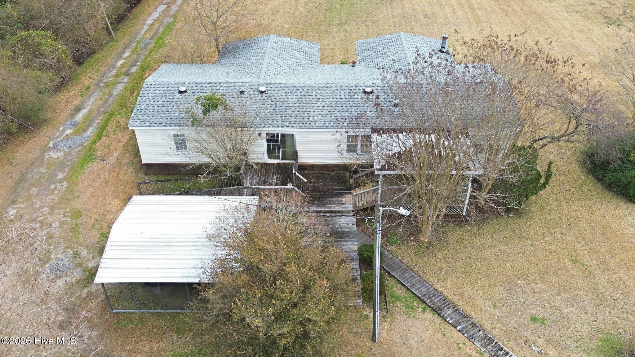 100556115 | Photo 13