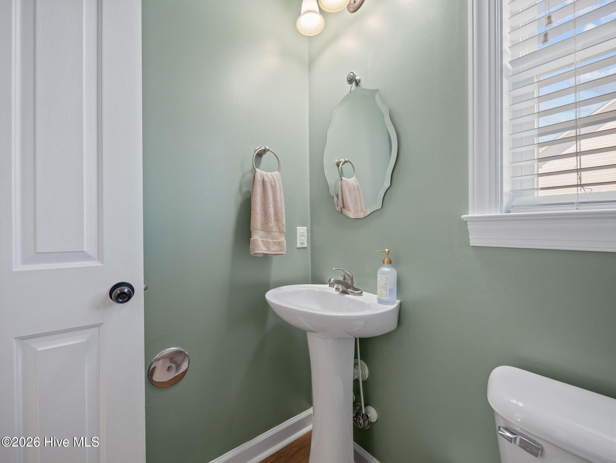 100569646 | Photo 17