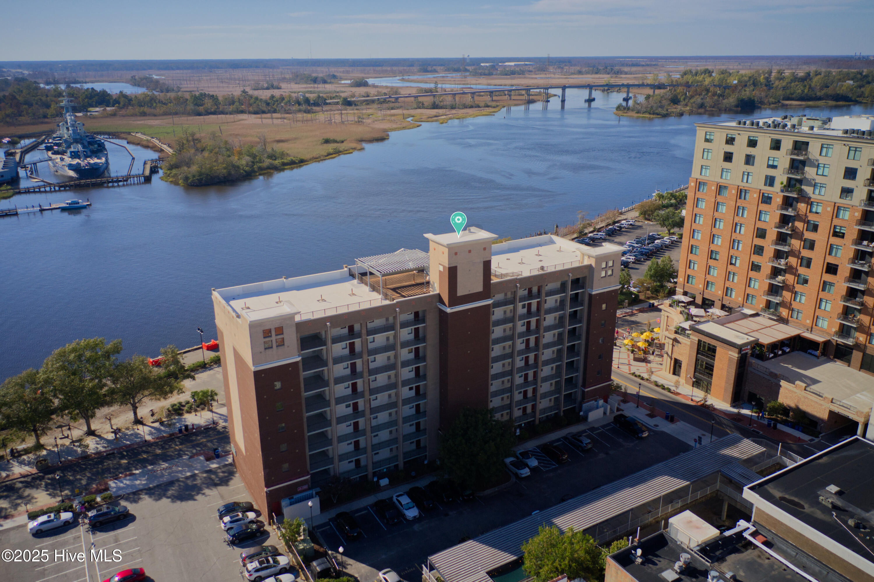 100546499 | Photo 34