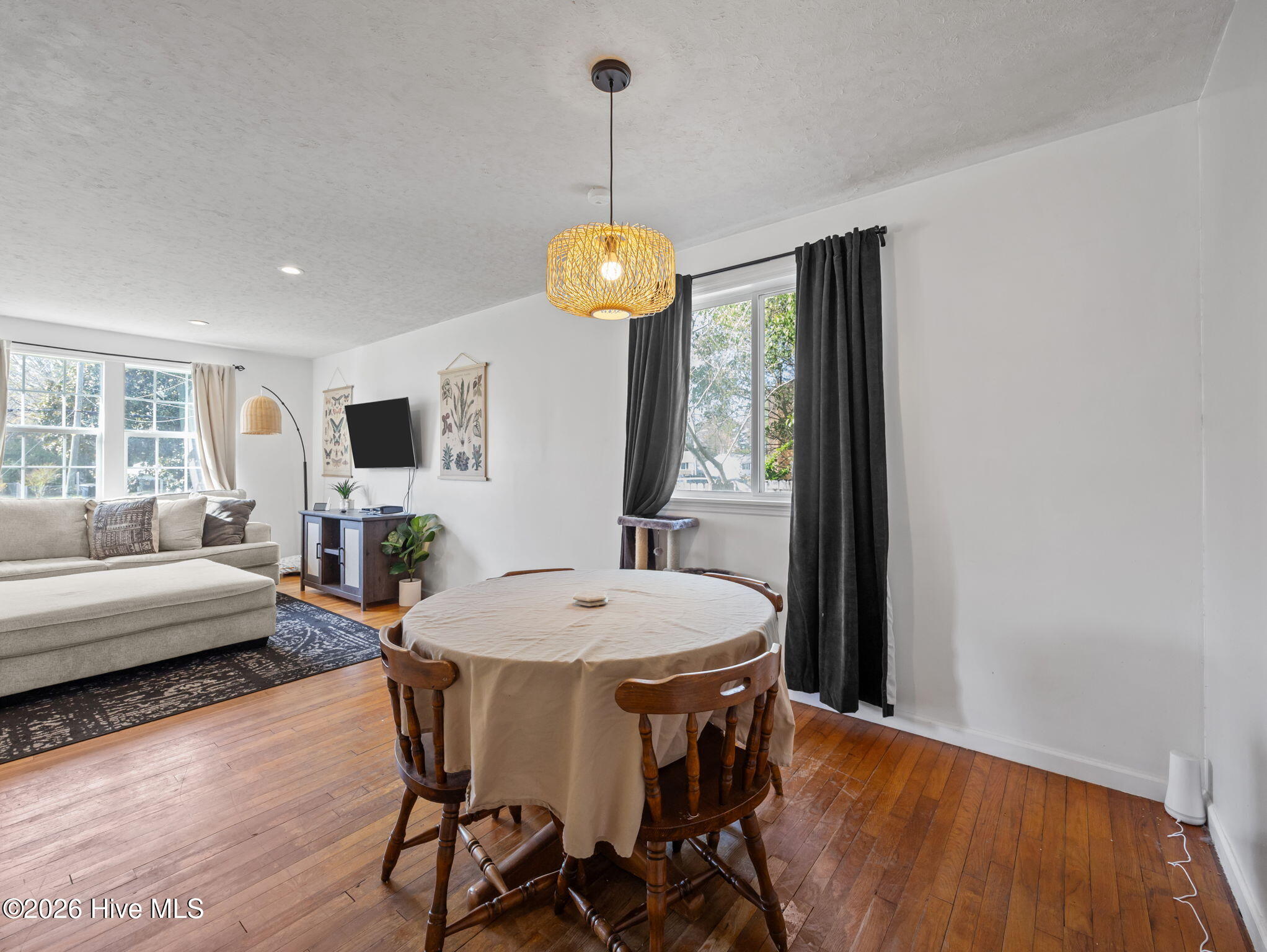 100565303 | Photo 21