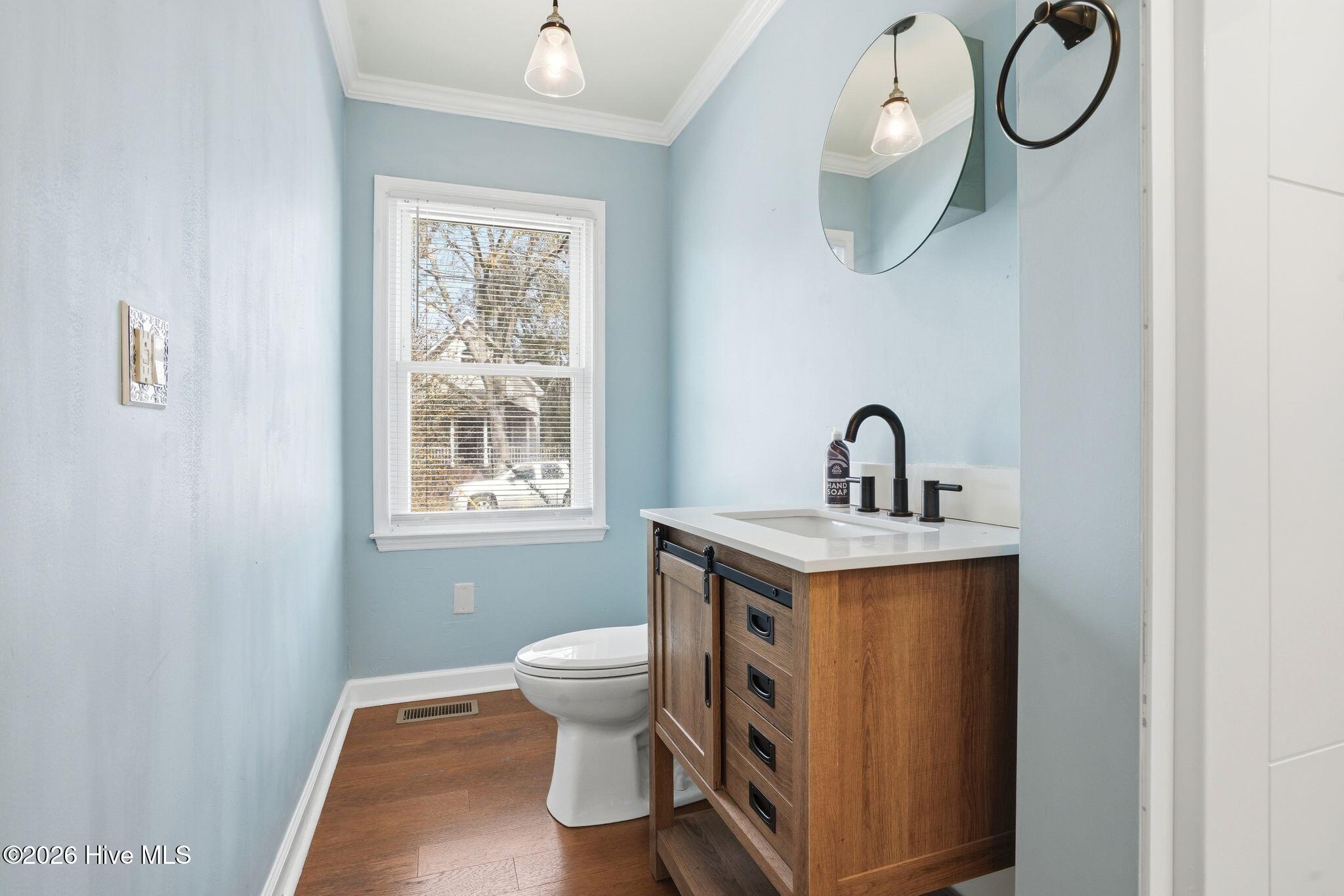 100559887 | Photo 28