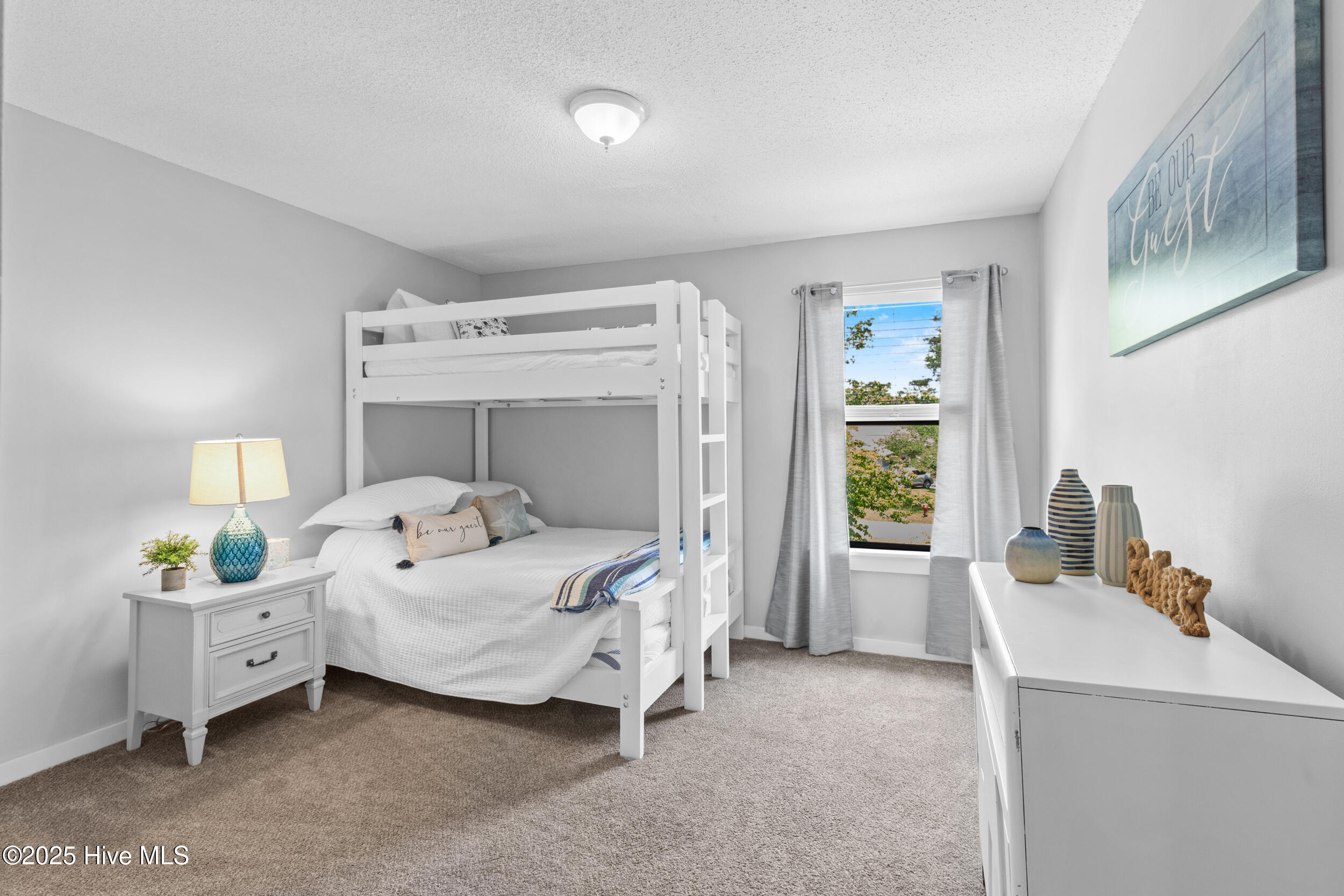 100508108 | Photo 18