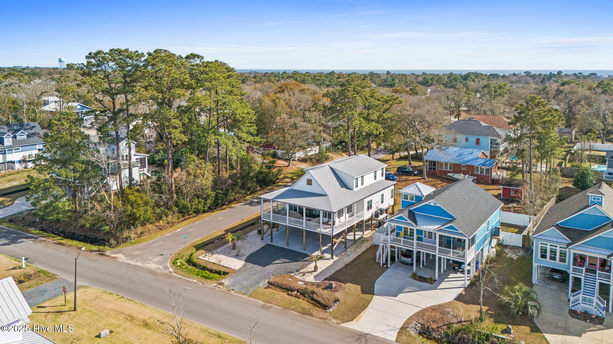 100496086 | Photo 59