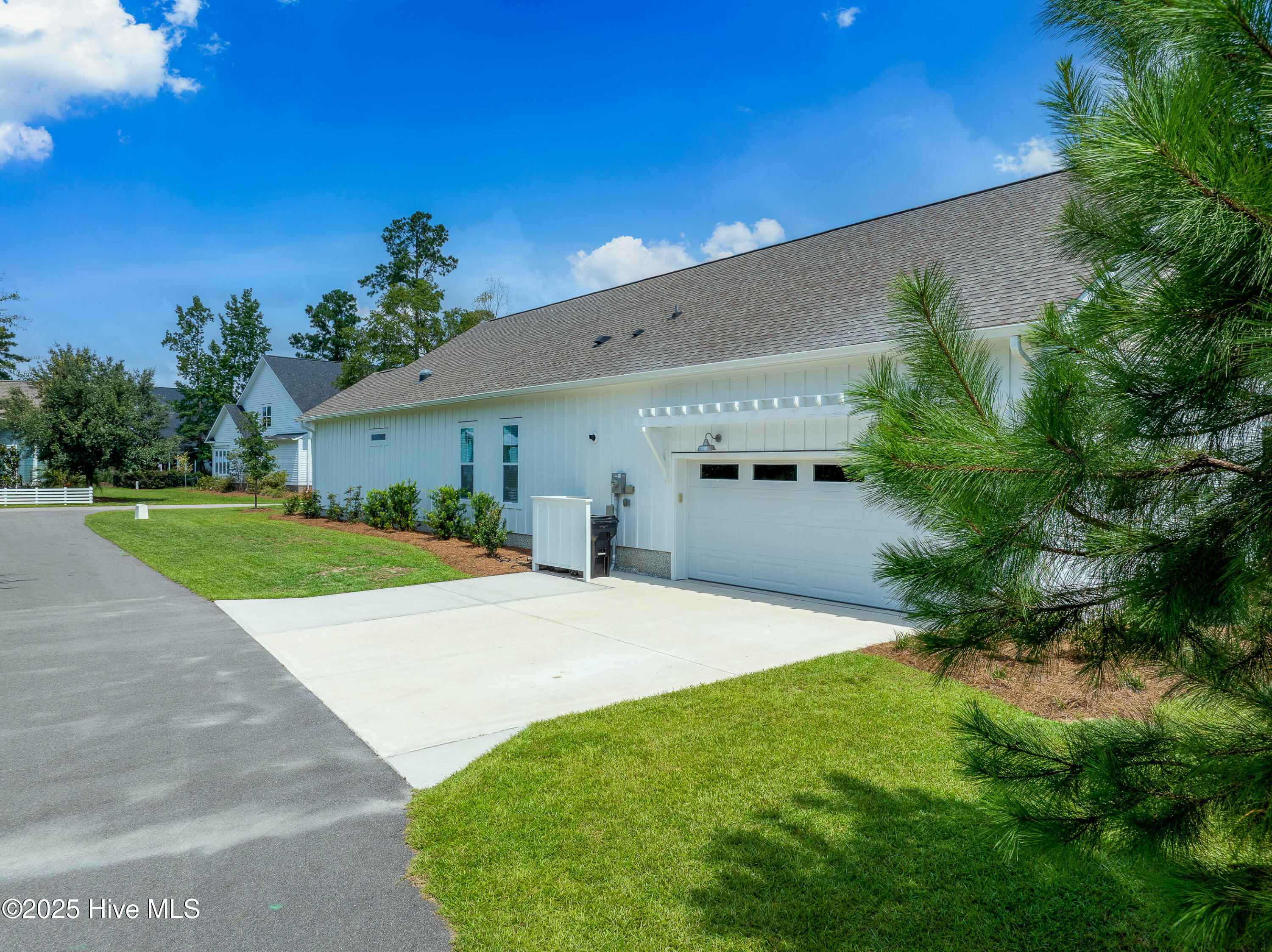 100526506 | Photo 38