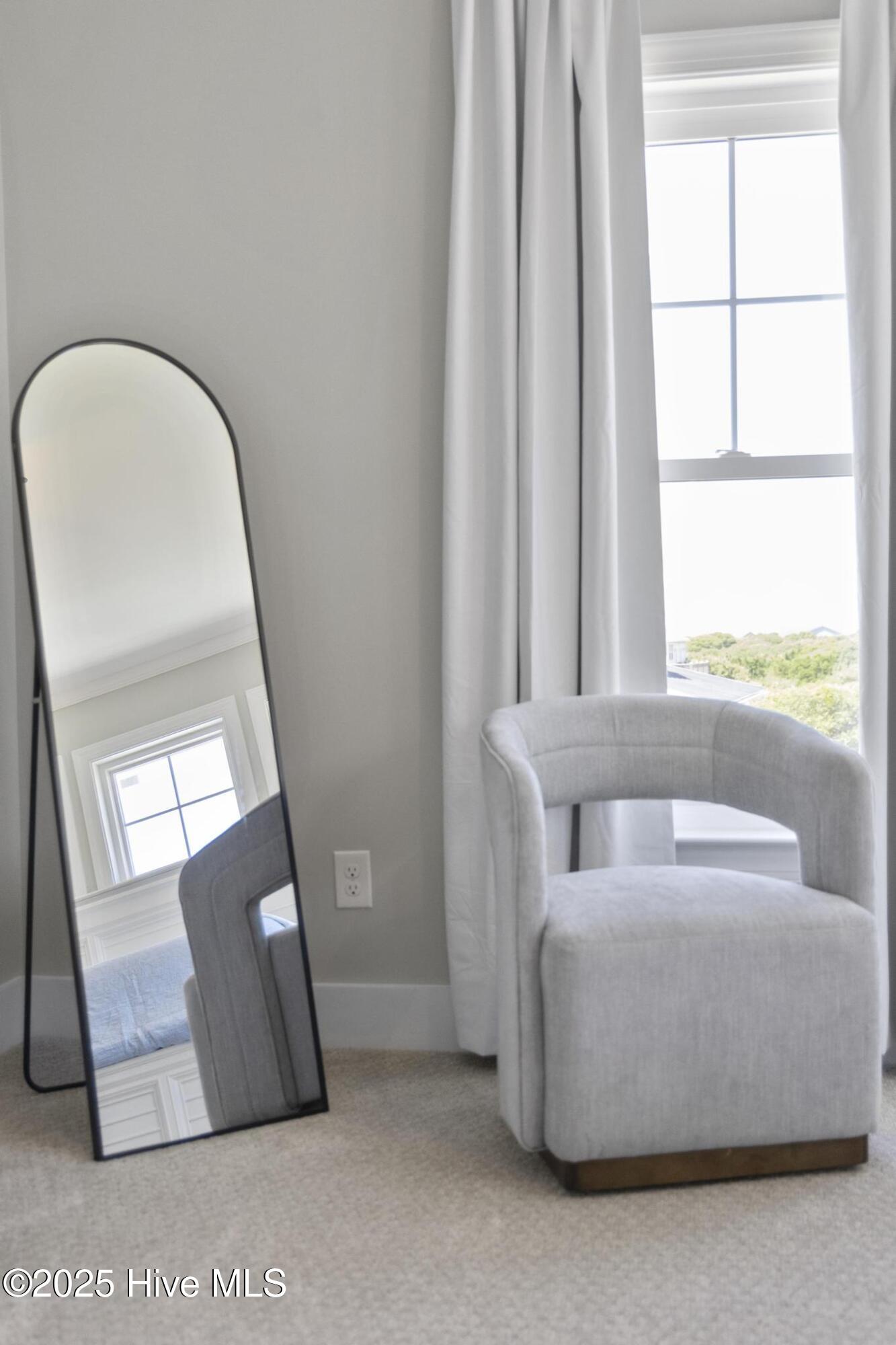 100498543 | Photo 92