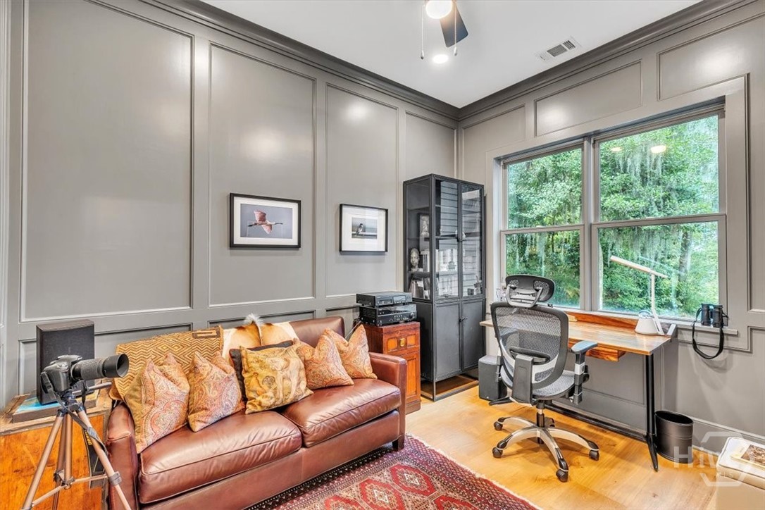 Private, dedicated office space on the main floor with views of the River.