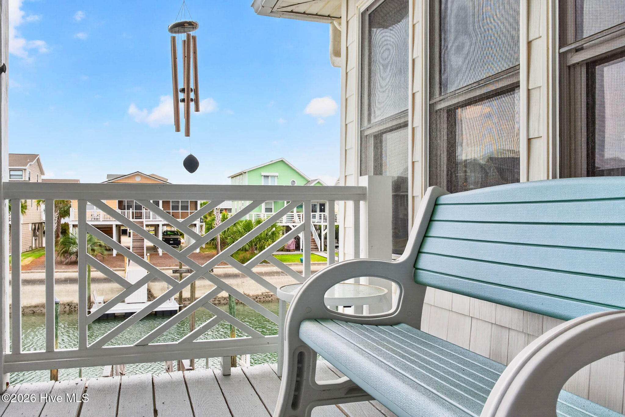 100570658 | Photo 26