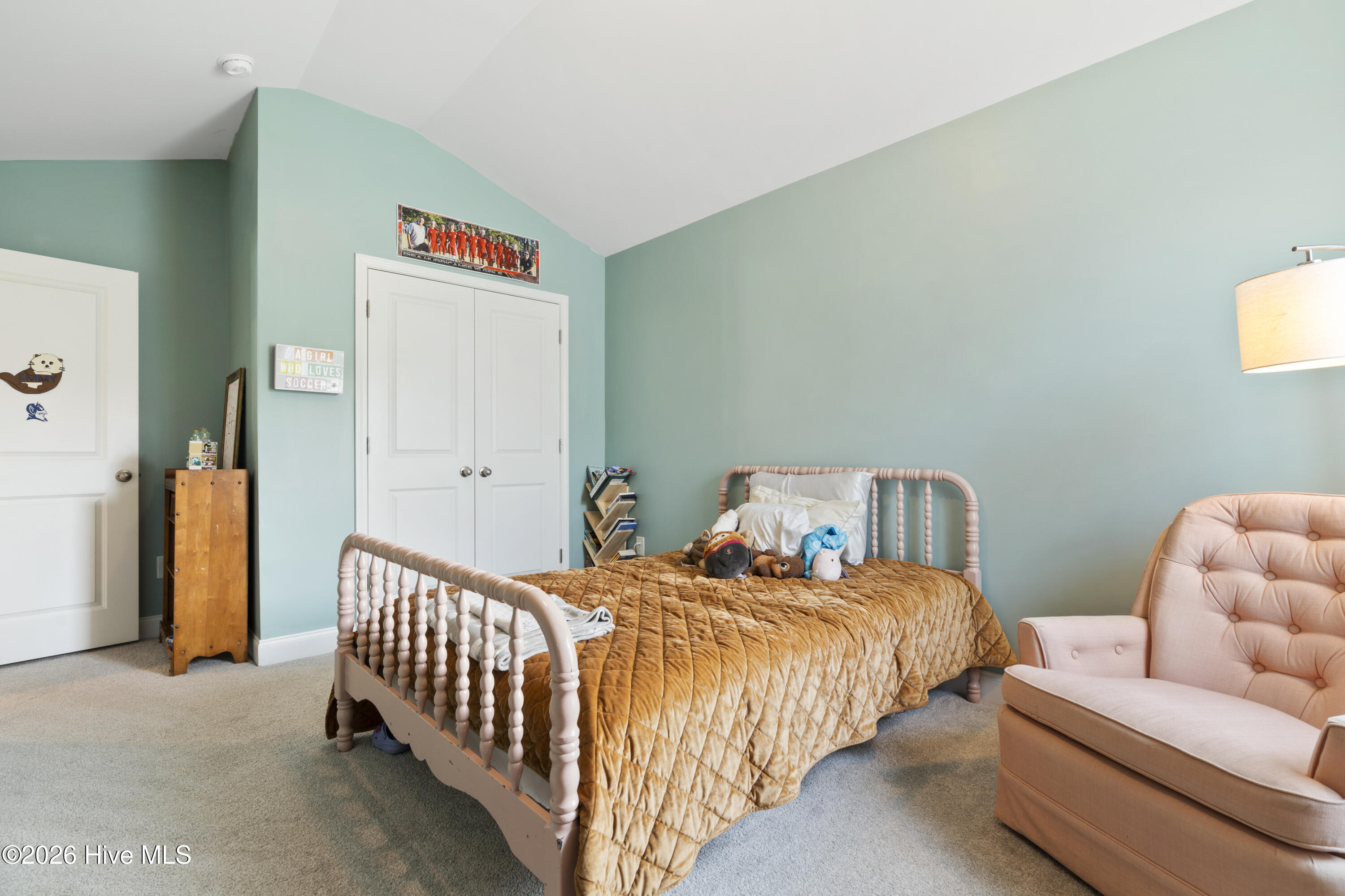 100564295 | Photo 41