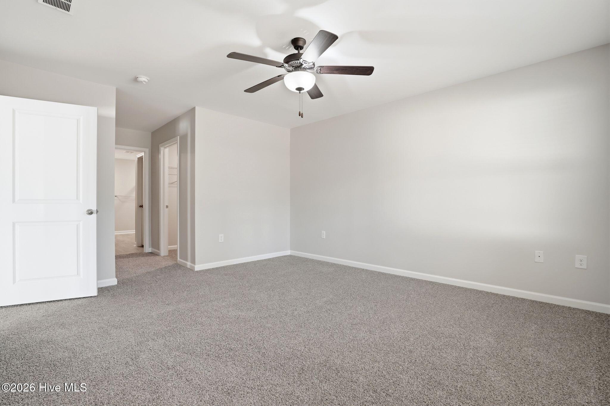 100558624 | Photo 30