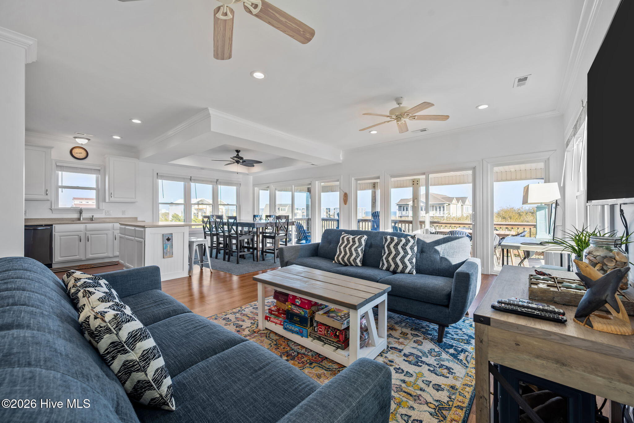 100565208 | Photo 10