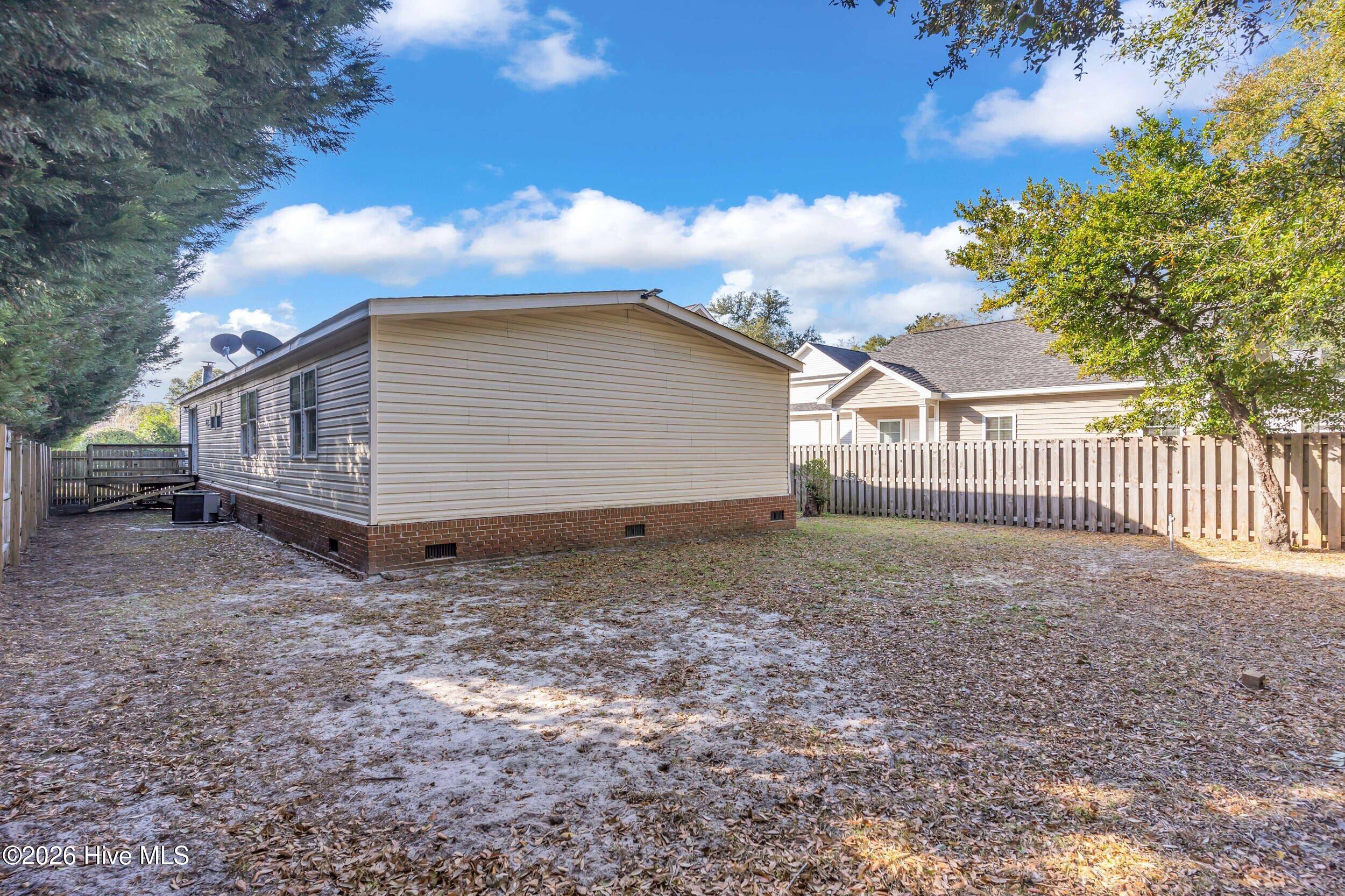 100550344 | Photo 30