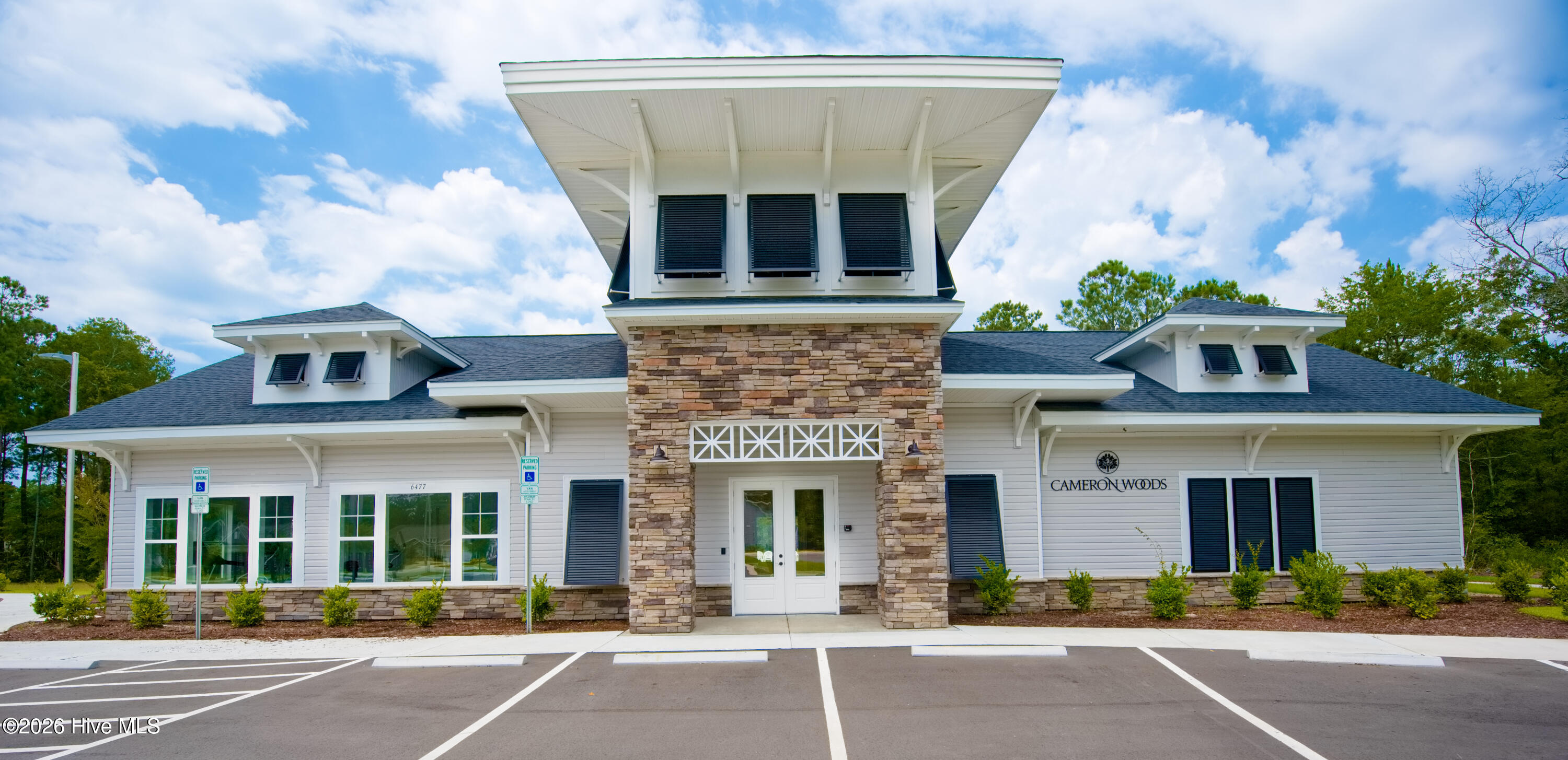 100559386 | Photo 57