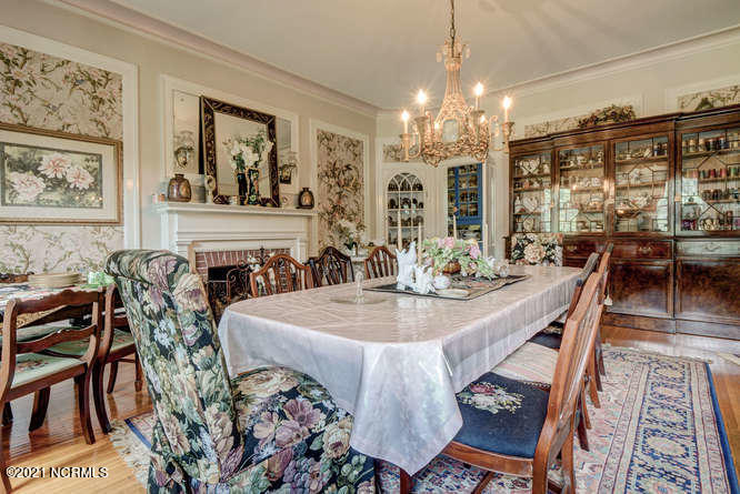 100316615 | Photo 14