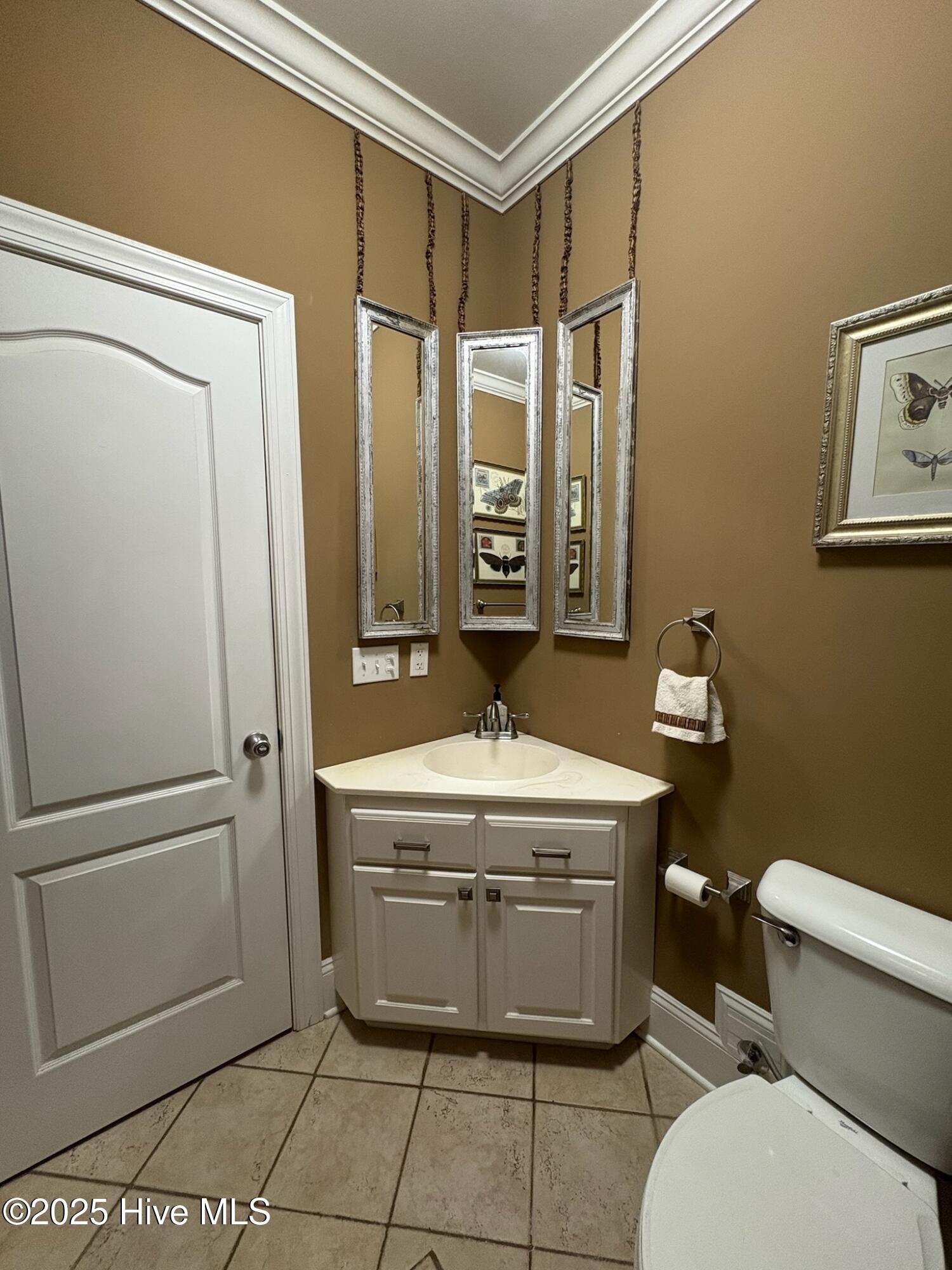 100518479 | Photo 28