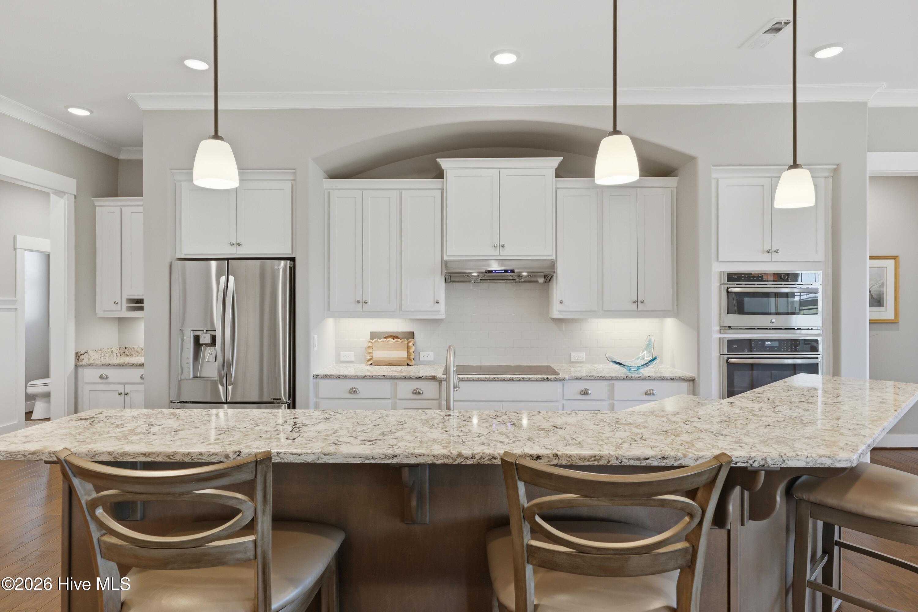 100569596 | Photo 15