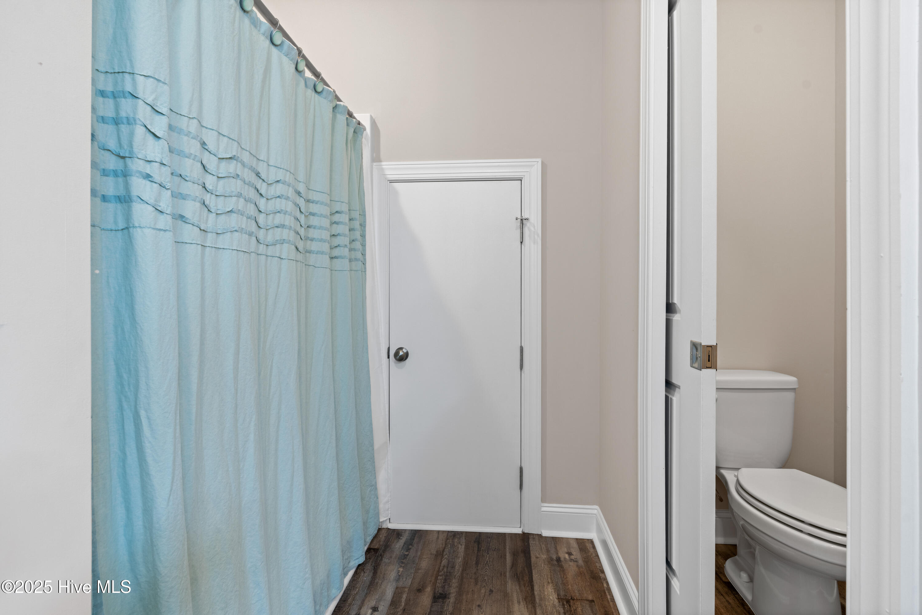 100518721 | Photo 28