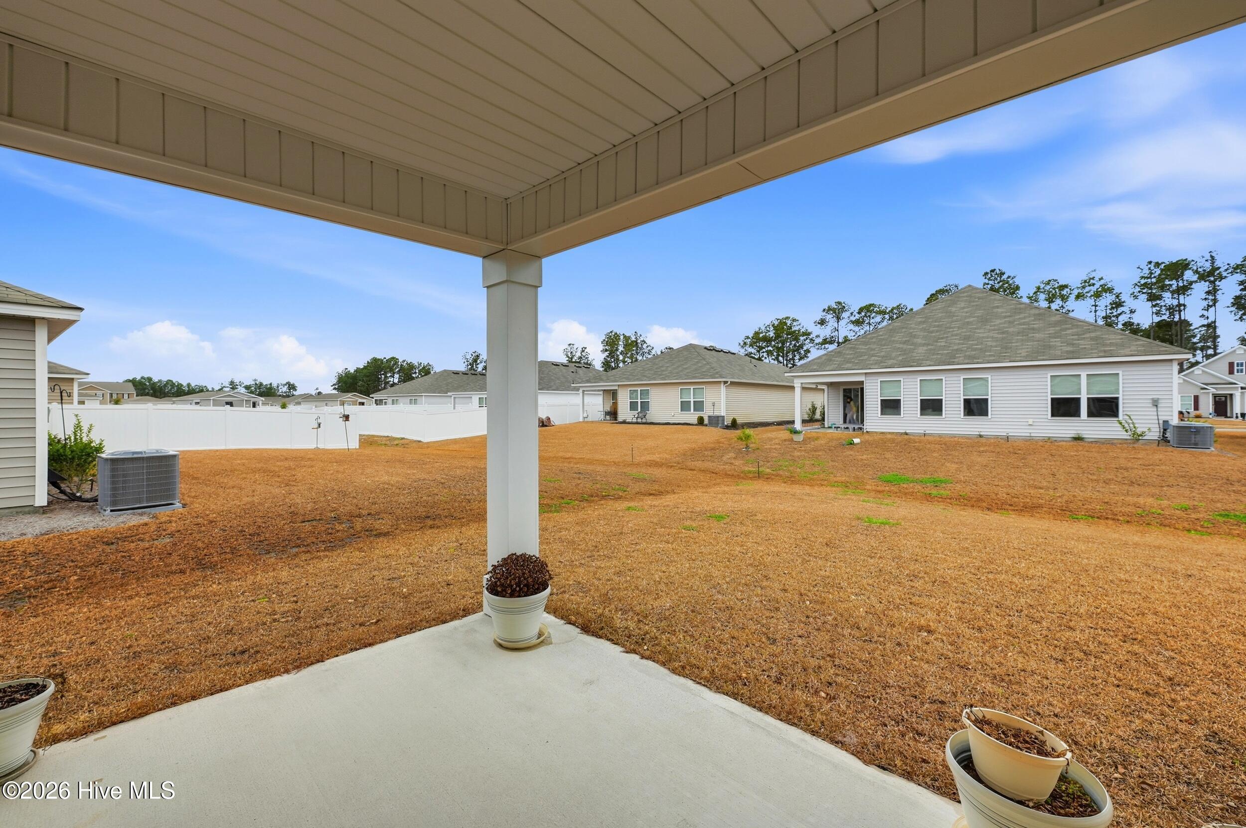 100555935 | Photo 34