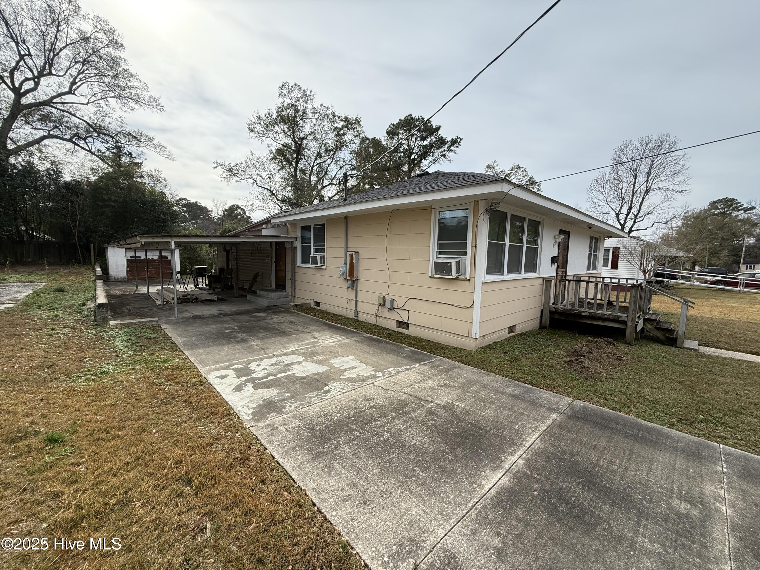 100544045 | Photo 18