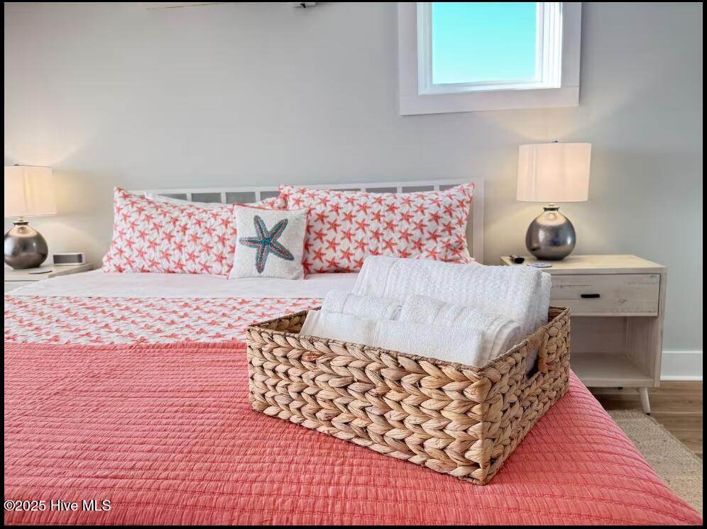 100534215 | Photo 14