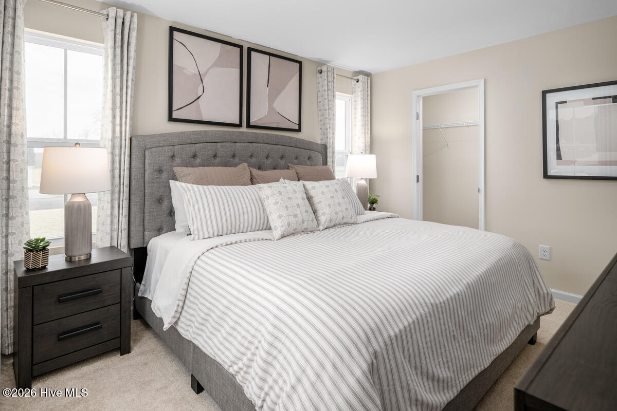 100564715 | Photo 14