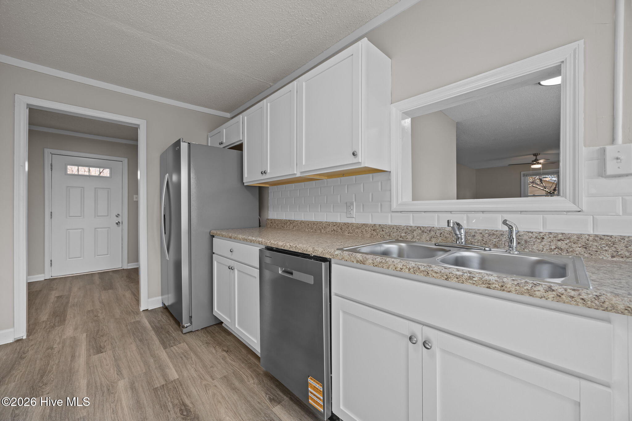 100553167 | Photo 17