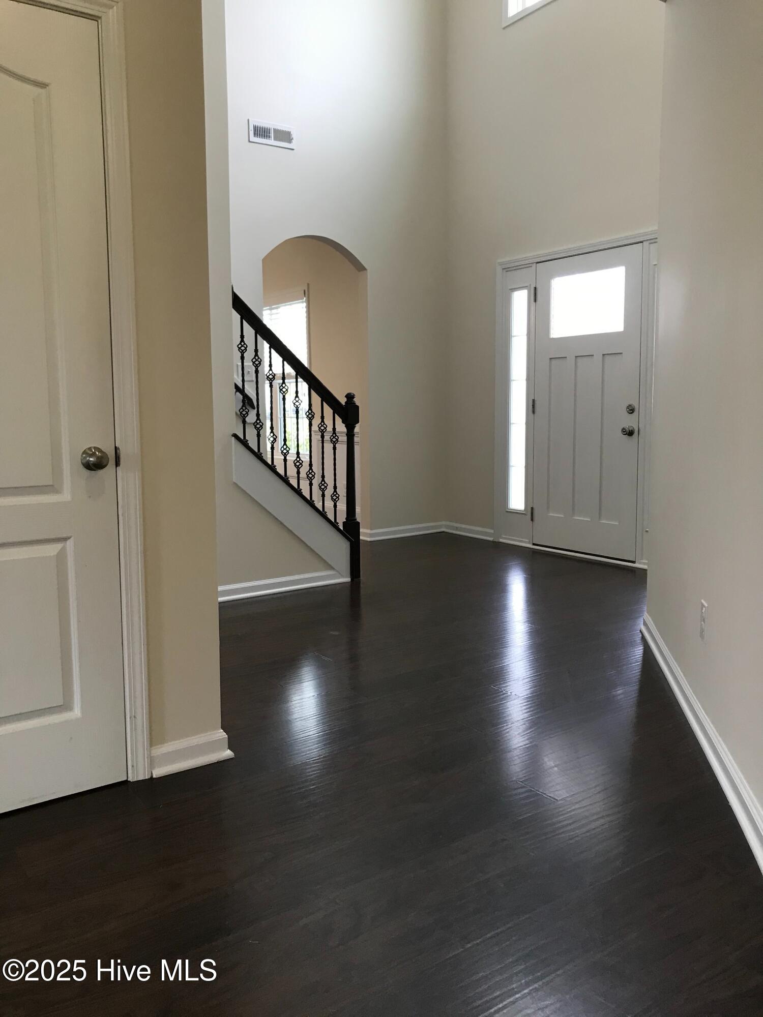 100544459 | Photo 26