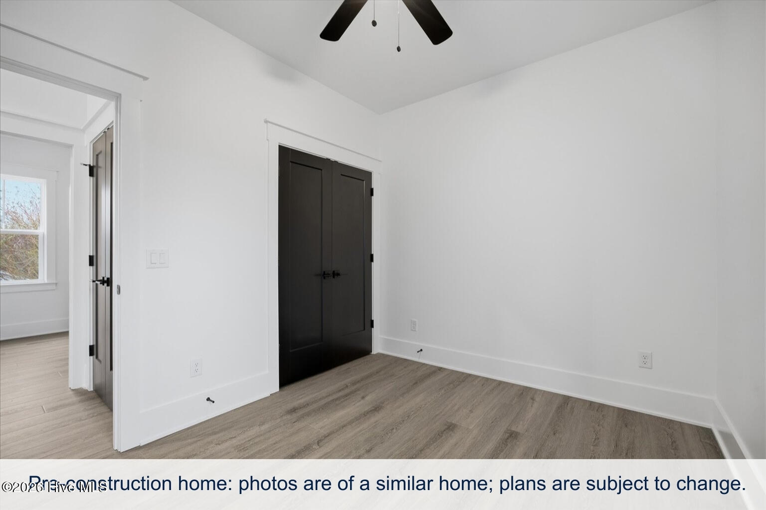 100567849 | Photo 53