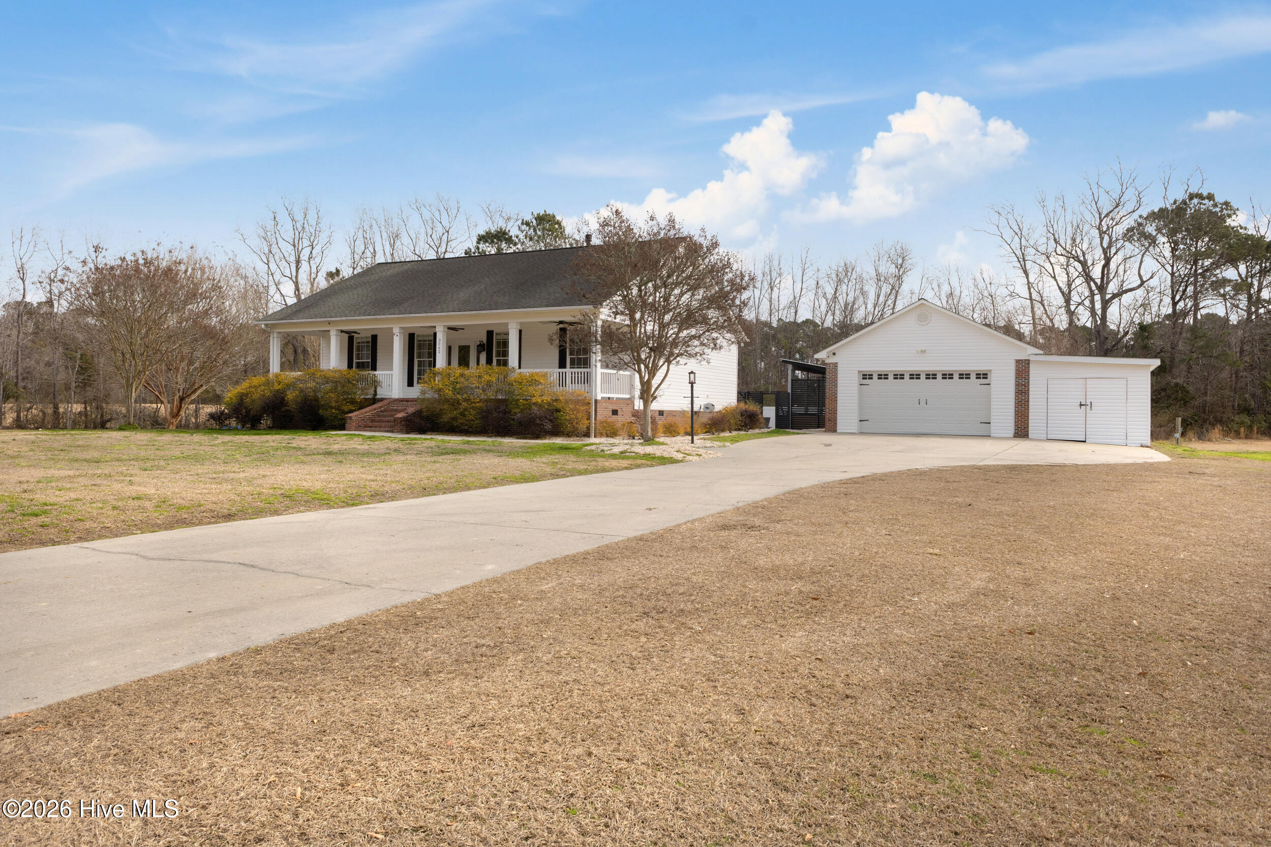 100552427 | Photo 54