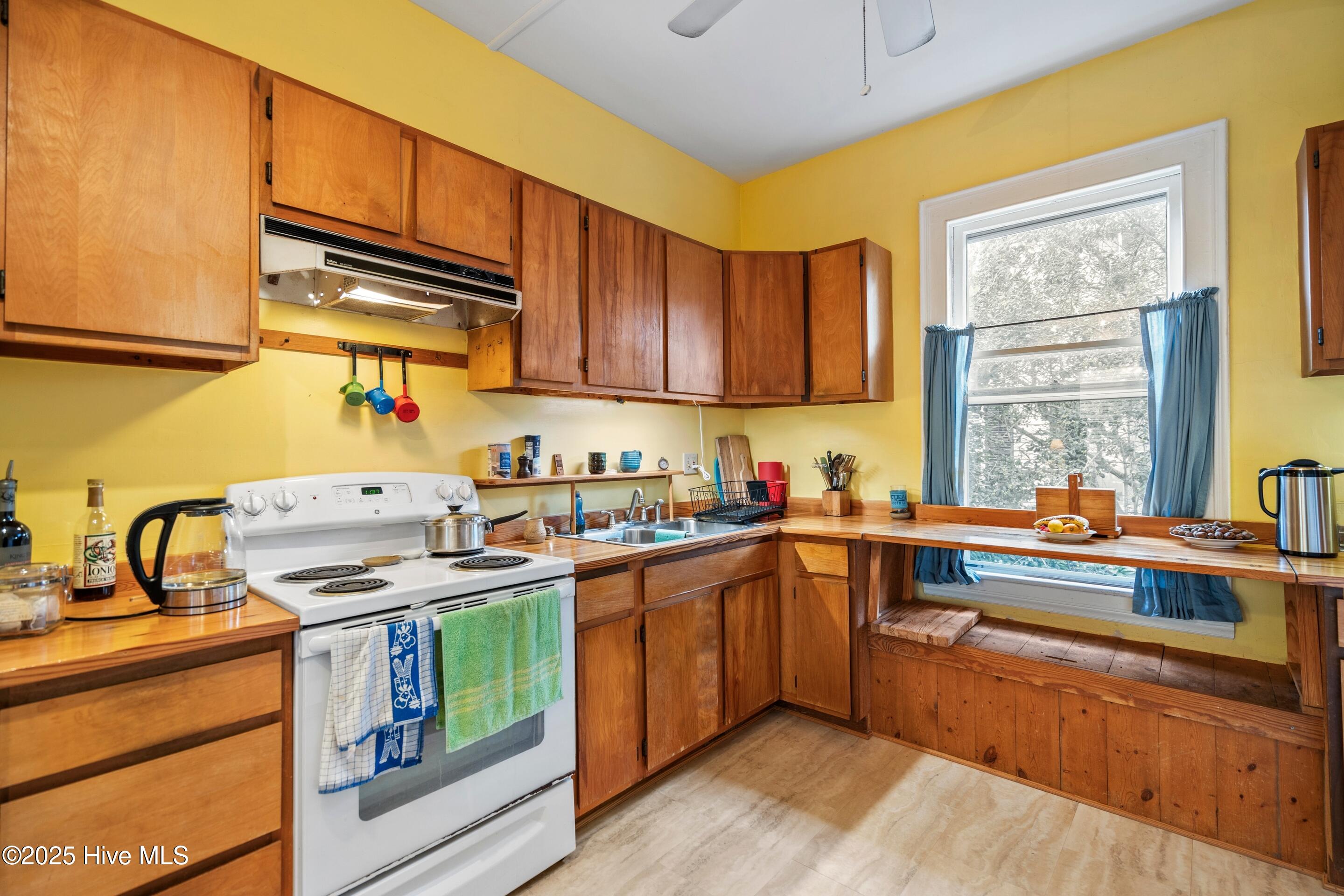 100535914 | Photo 20