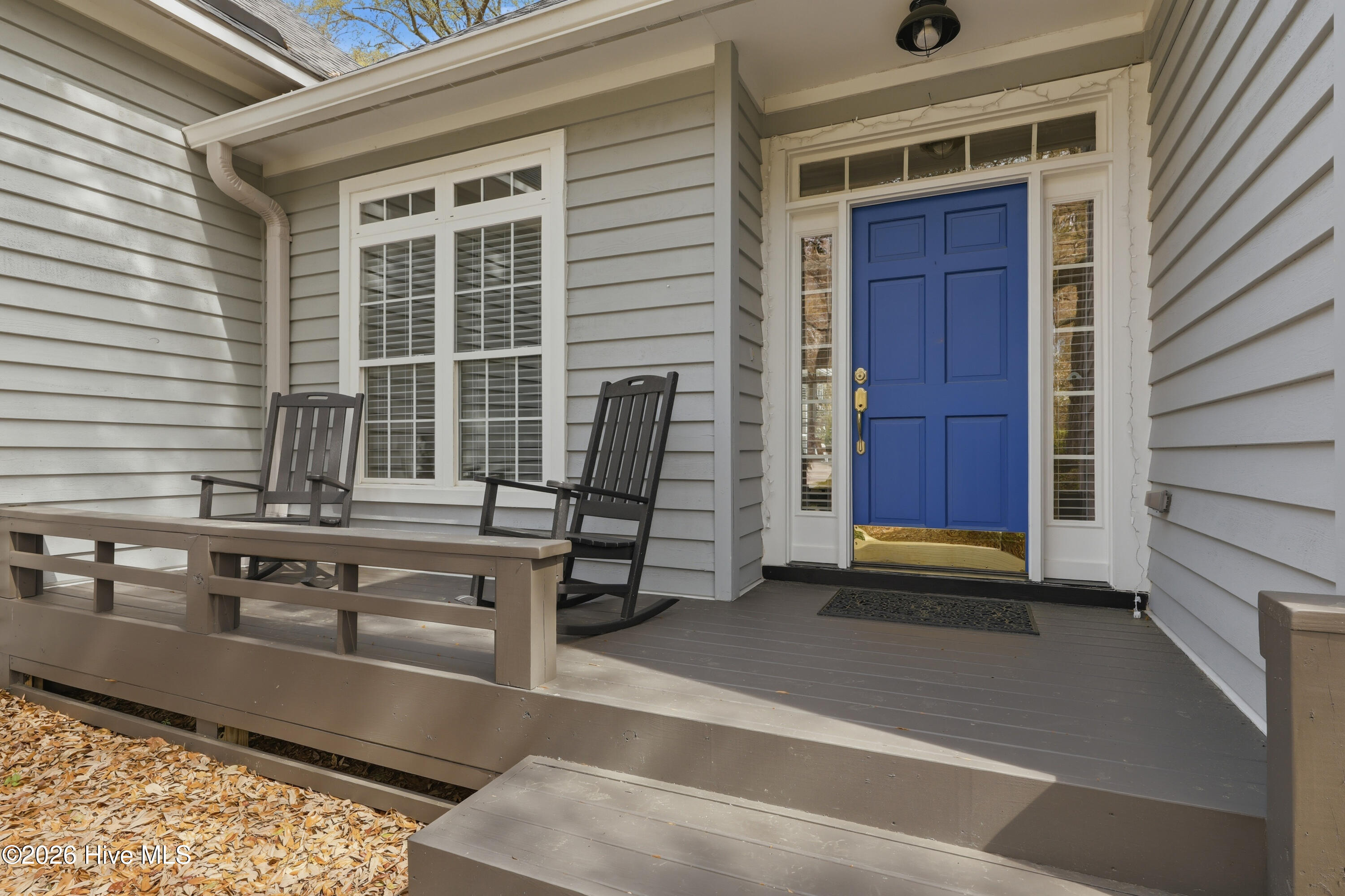 100561627 | Photo 10