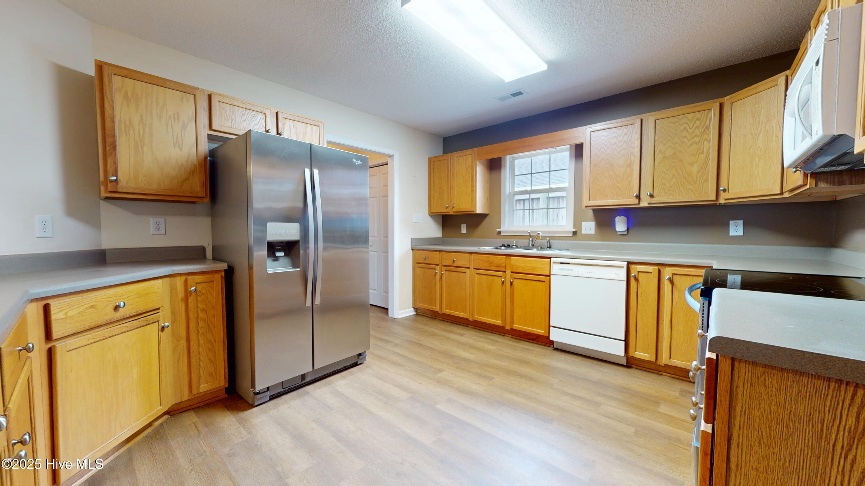2104 Colony Plaza, Jacksonville, NC 28546 – photo 20: 09192025_133826