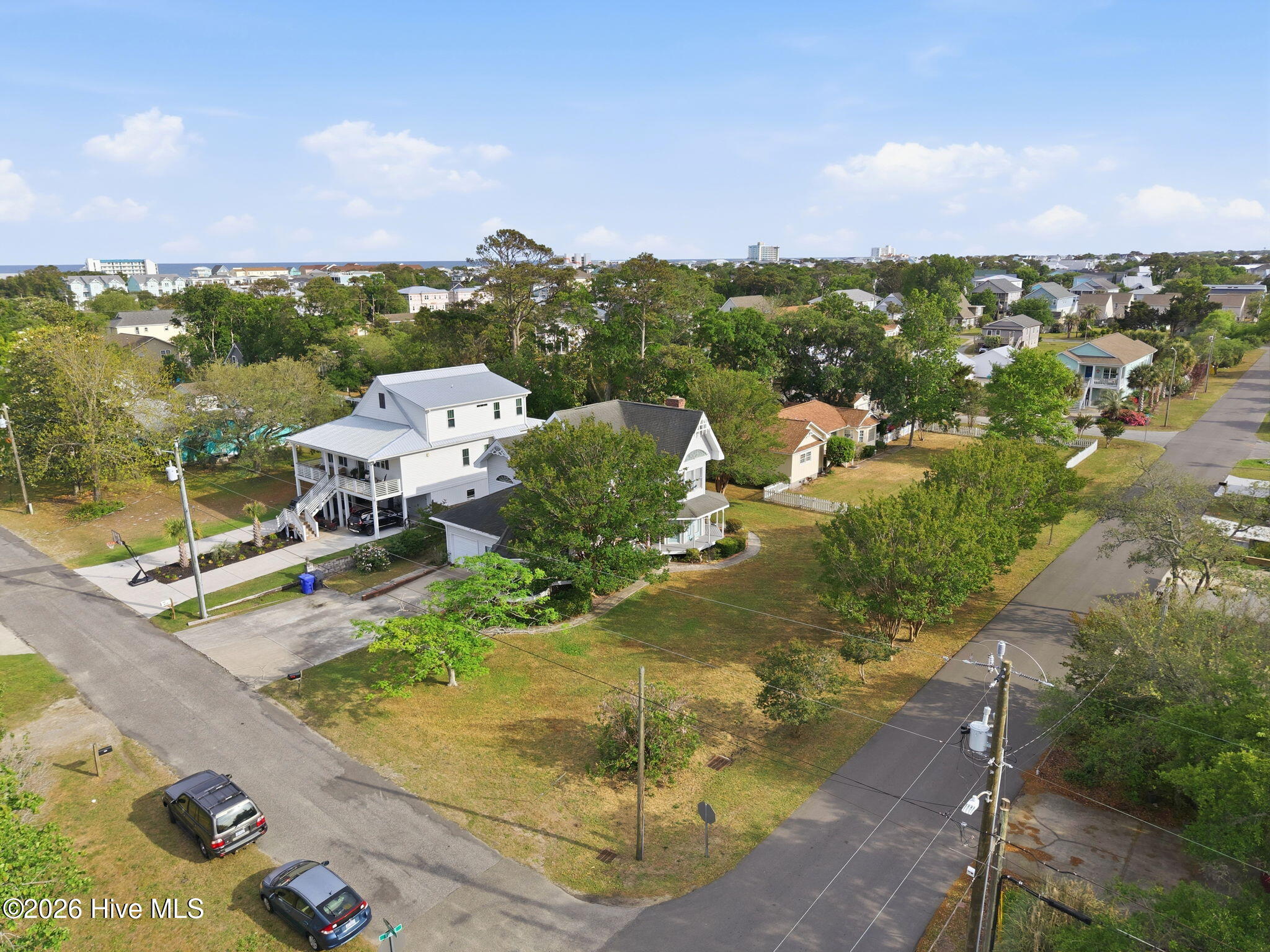 100570948 | Photo 8