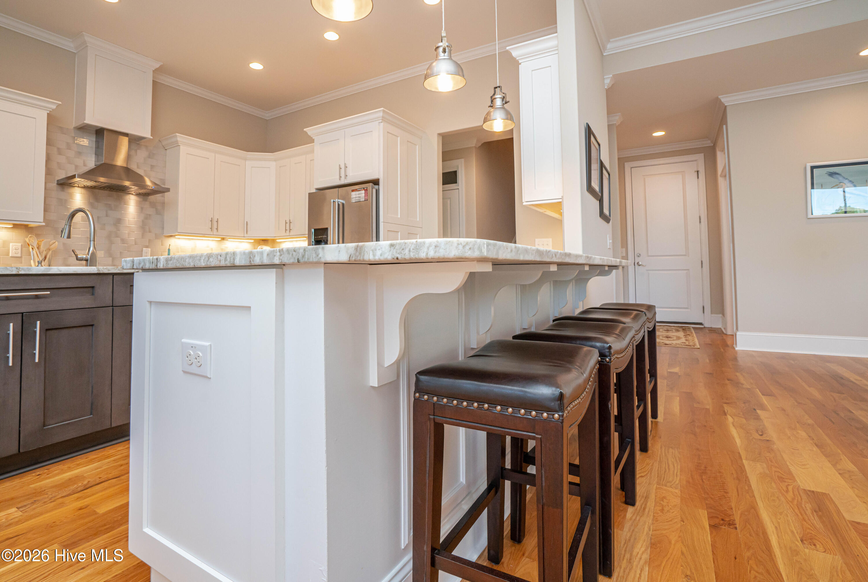 100550389 | Photo 27