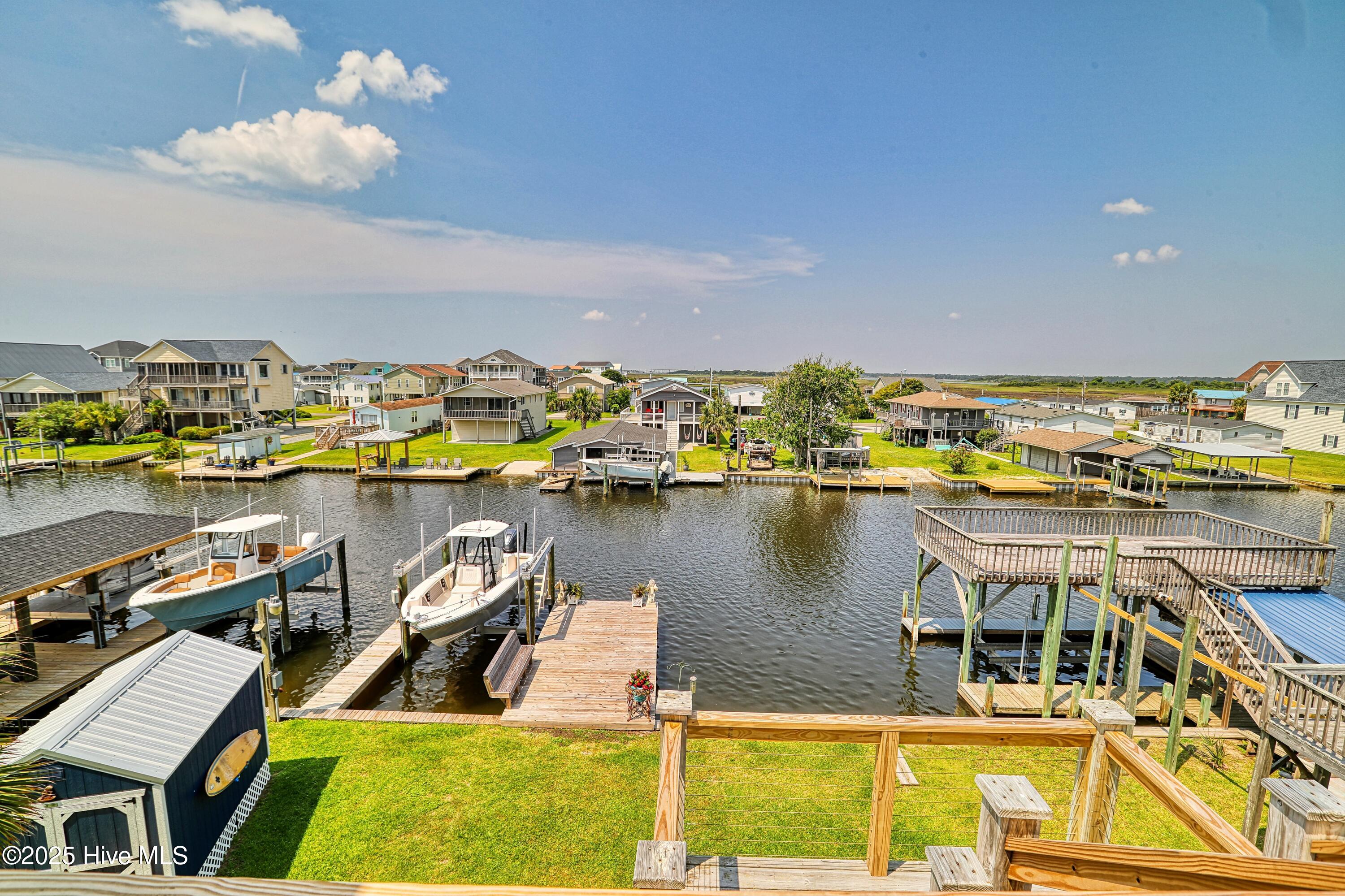 4061 4th Street, Surf City, NC 28445 – photo 5: B_3V6A4272y
