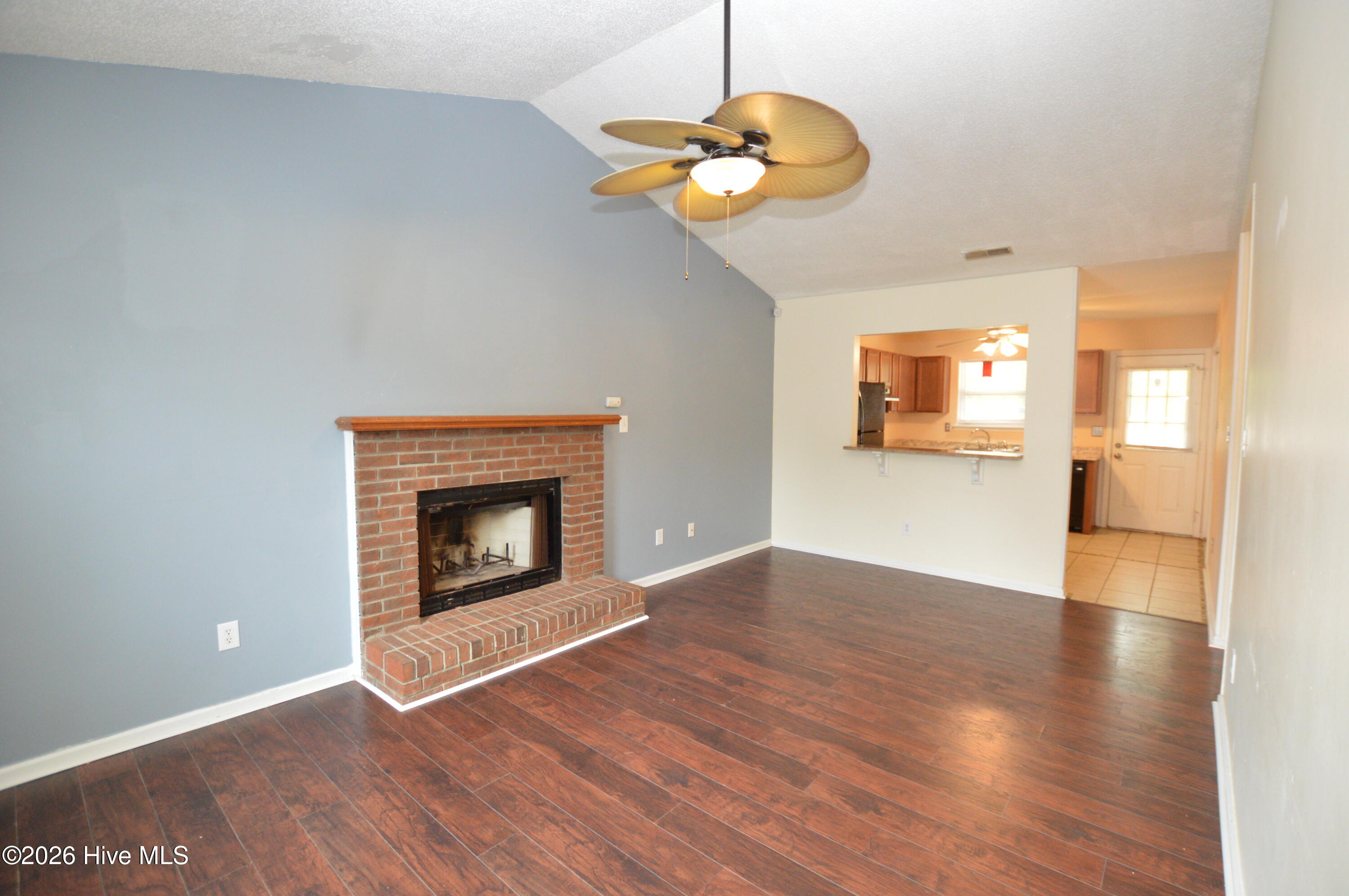 109 Live Oak Court,Midway Park