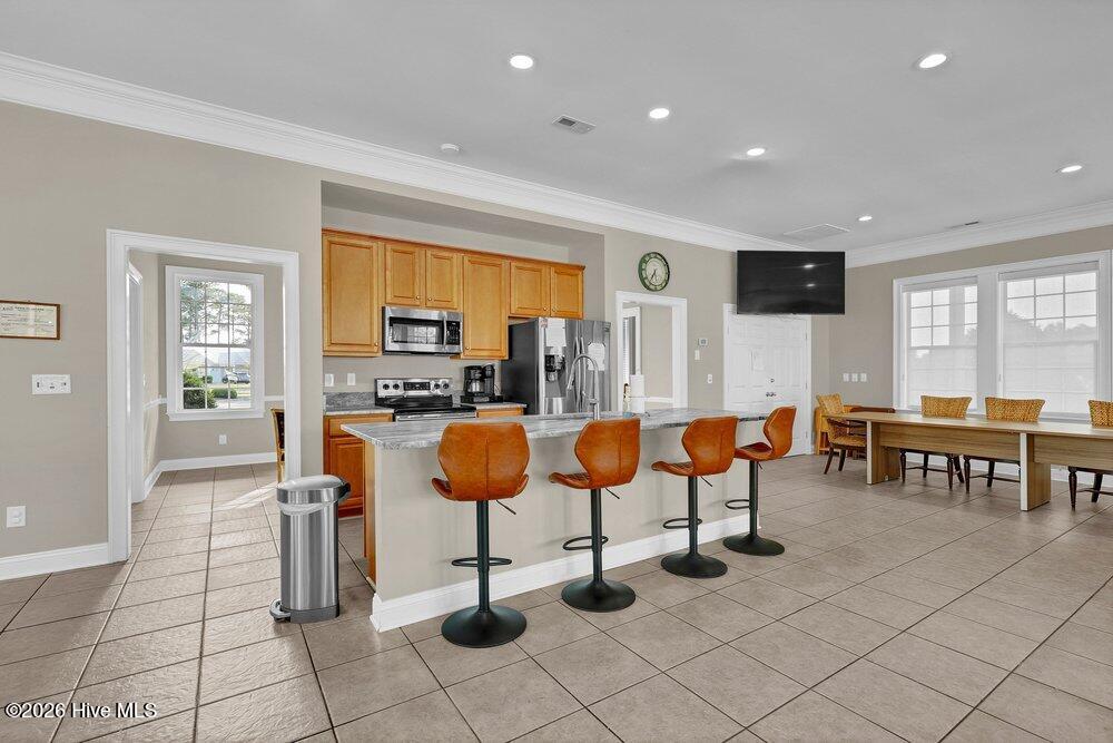 100568146 | Photo 46