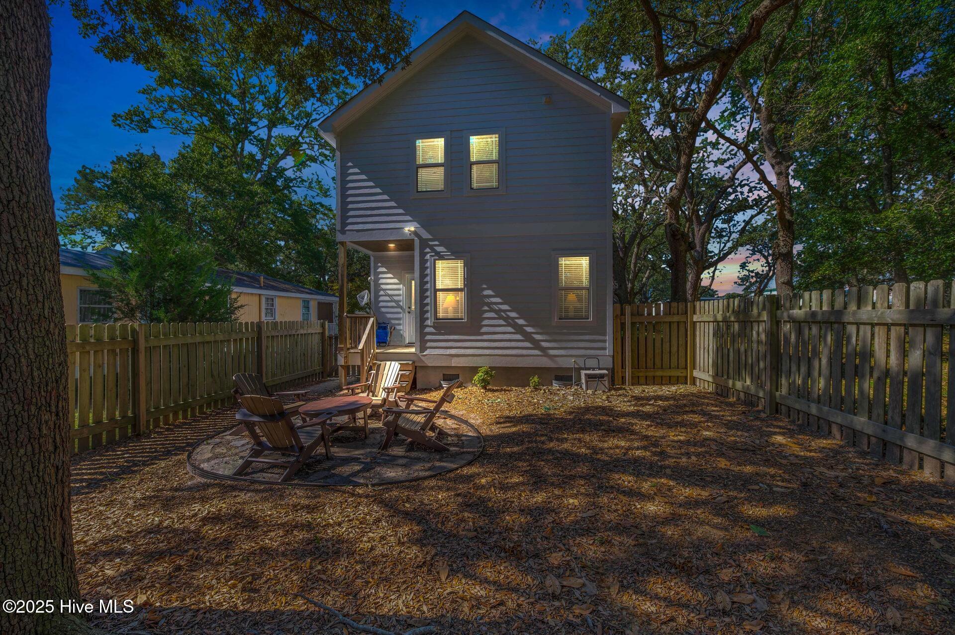 100538274 | Photo 42