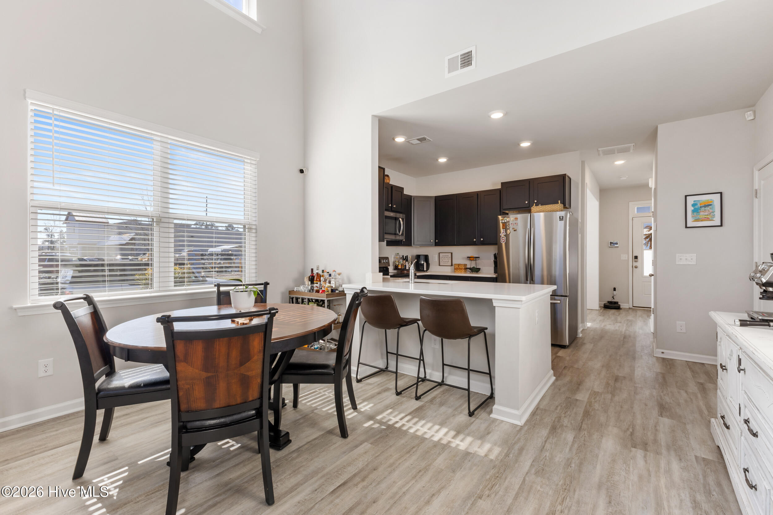 100553335 | Photo 10