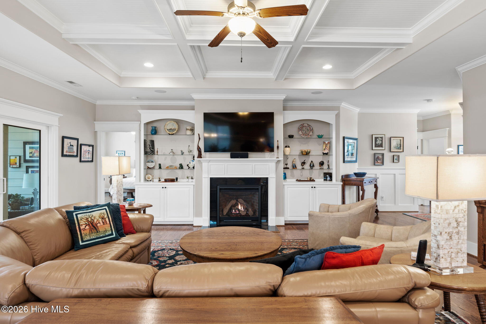 100566382 | Photo 13