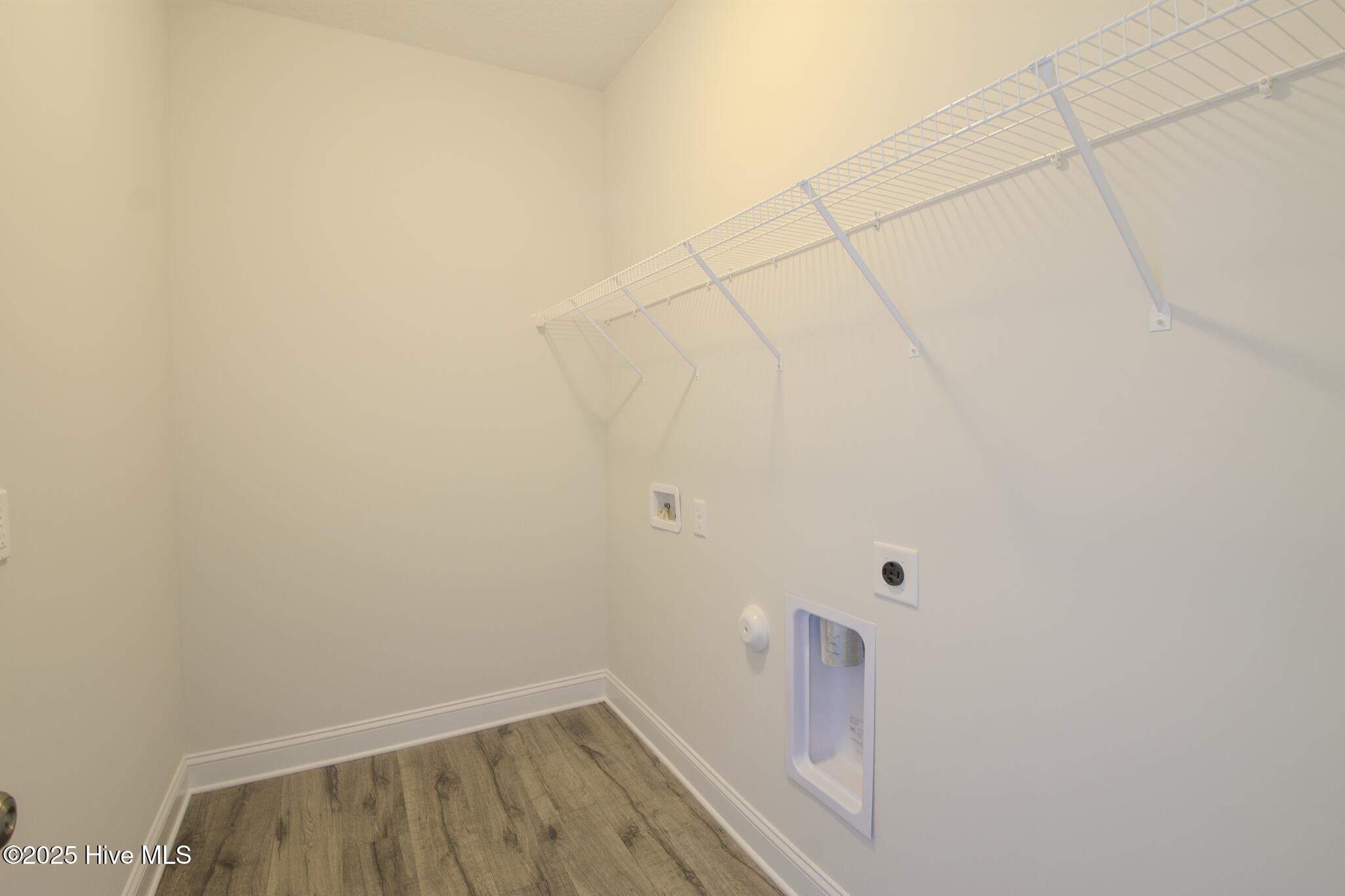 100488921 | Photo 29