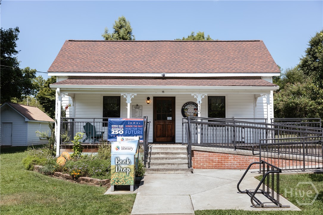 230 N Georgia Avenue