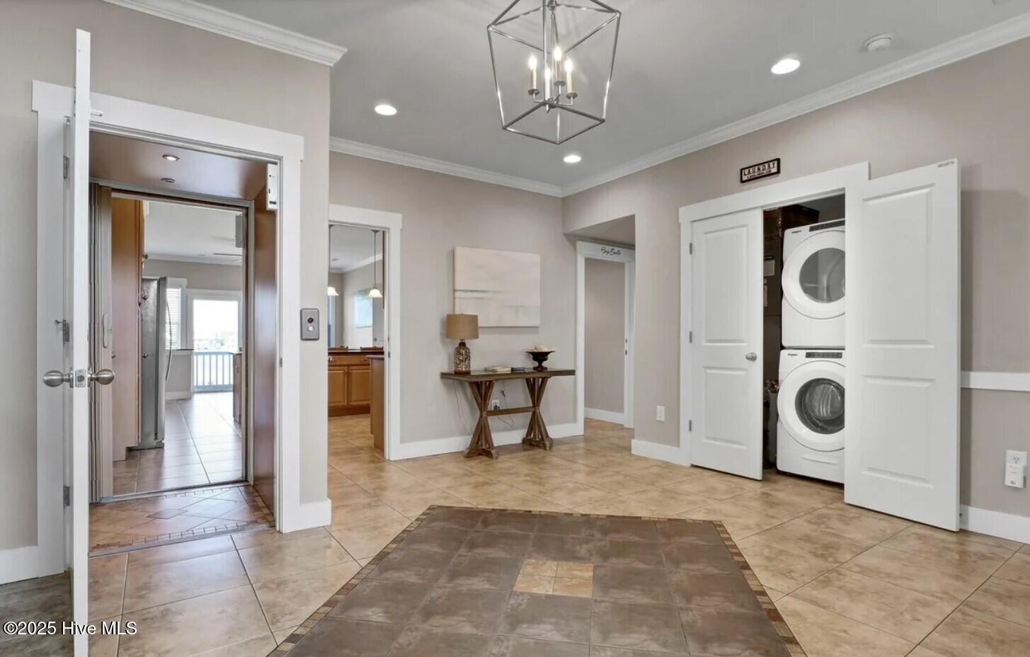 100519019 | Photo 16